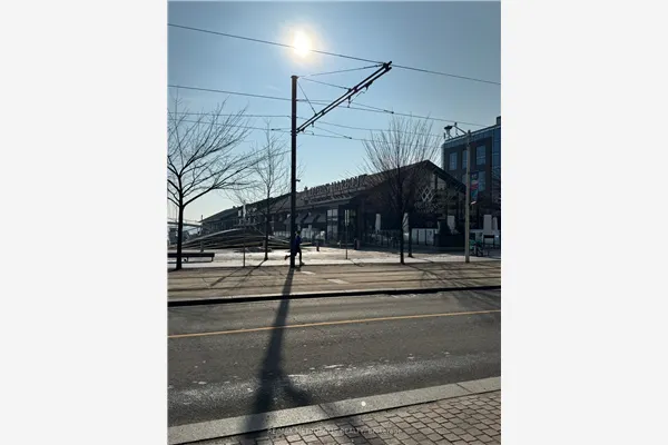 250 Queens Quay W #704