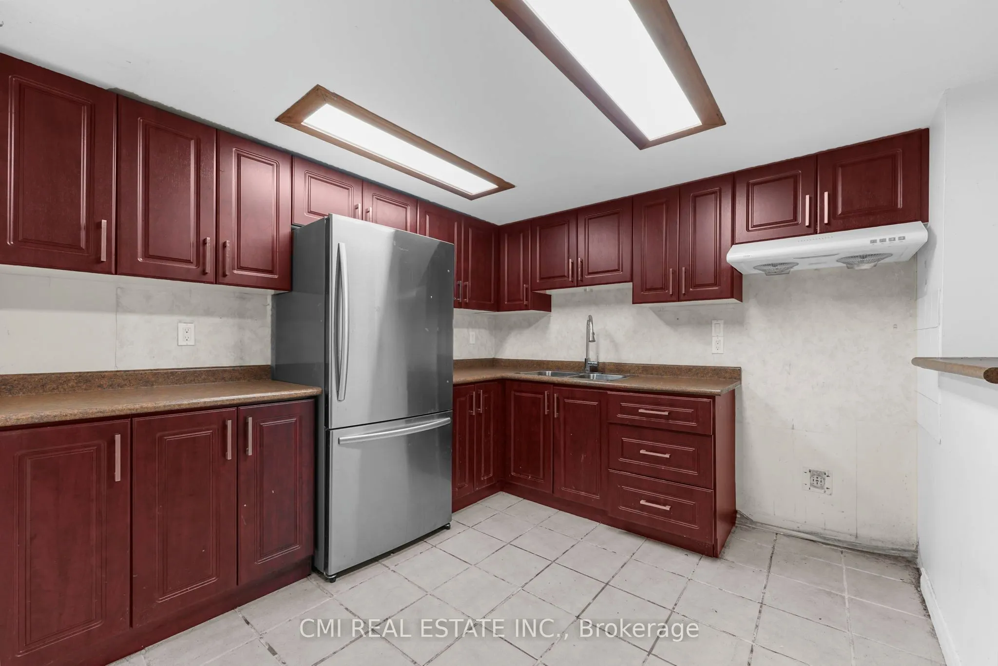 50 Apache Trail