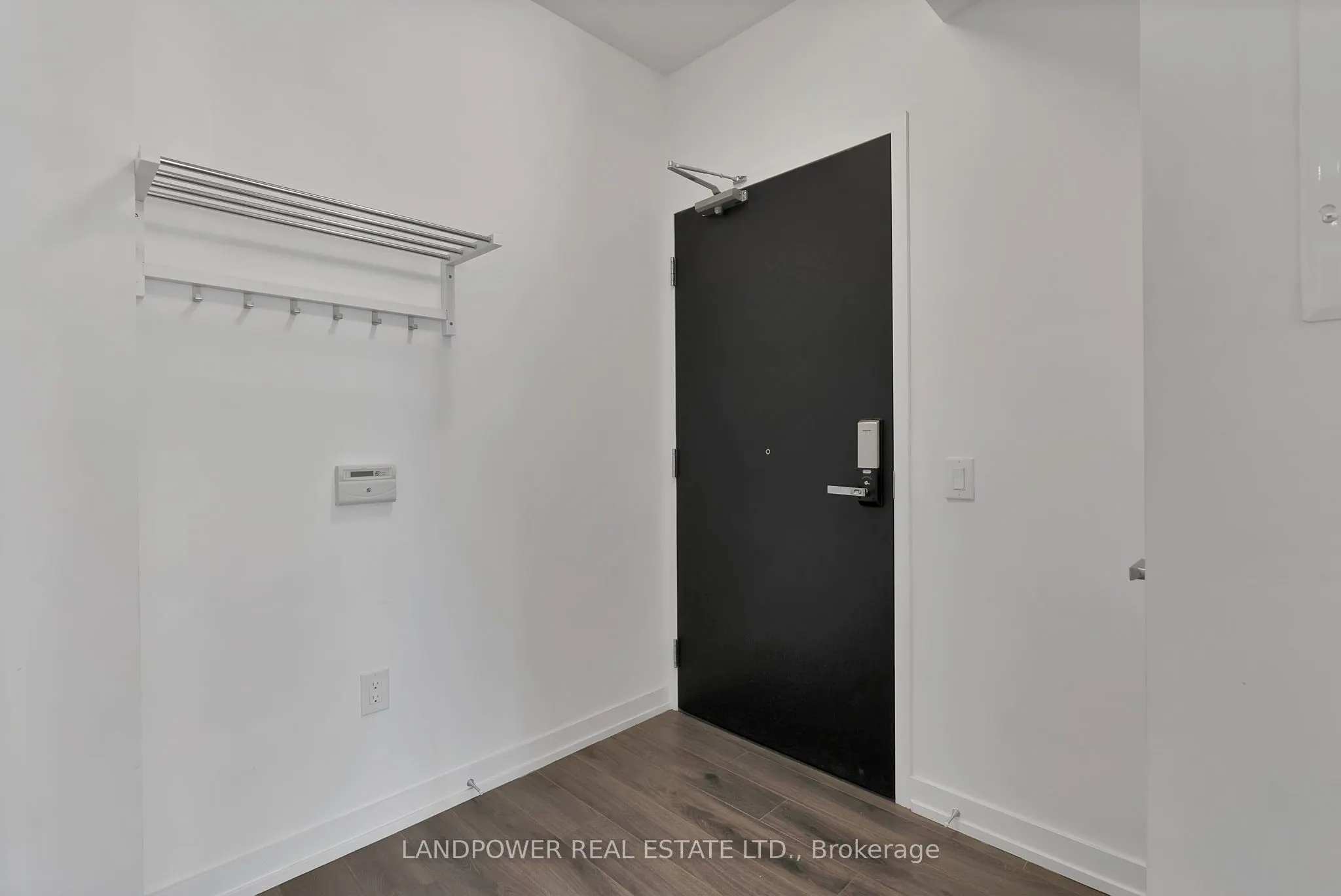 77 Shuter Street #2501
