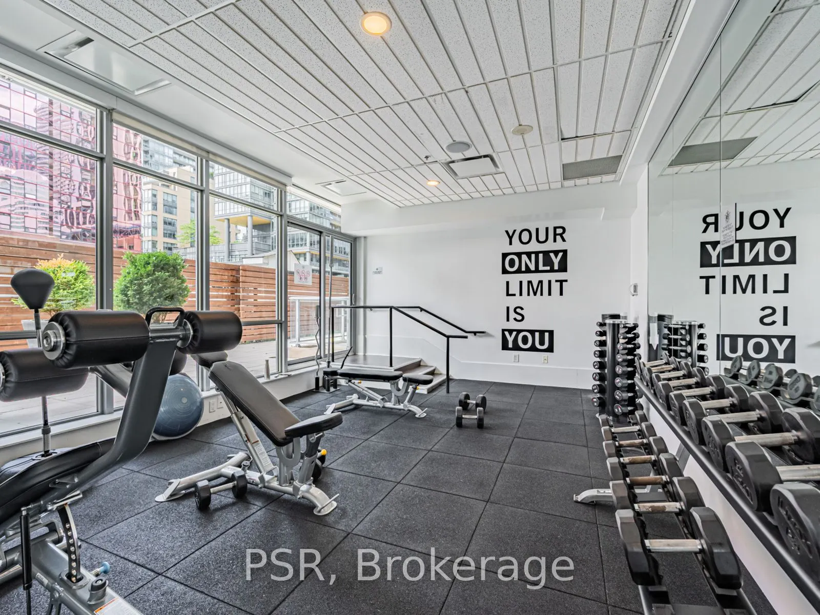 375 King Street W #801