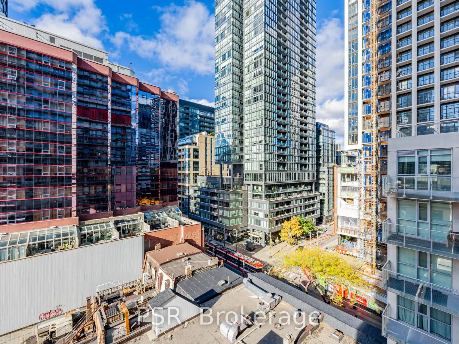 375 King Street W #801