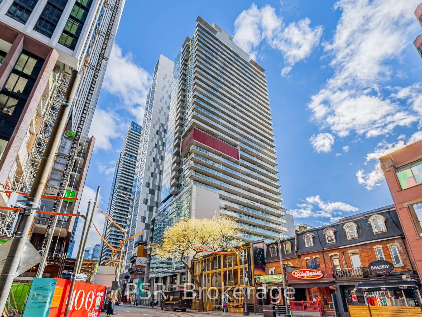 375 King Street W #801