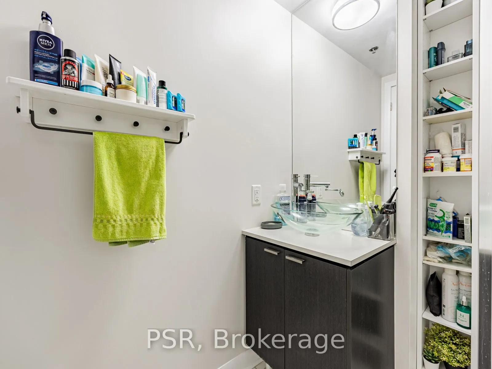 375 King Street W #801