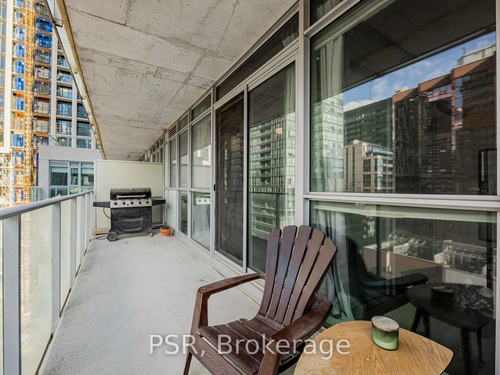 375 King Street W #801