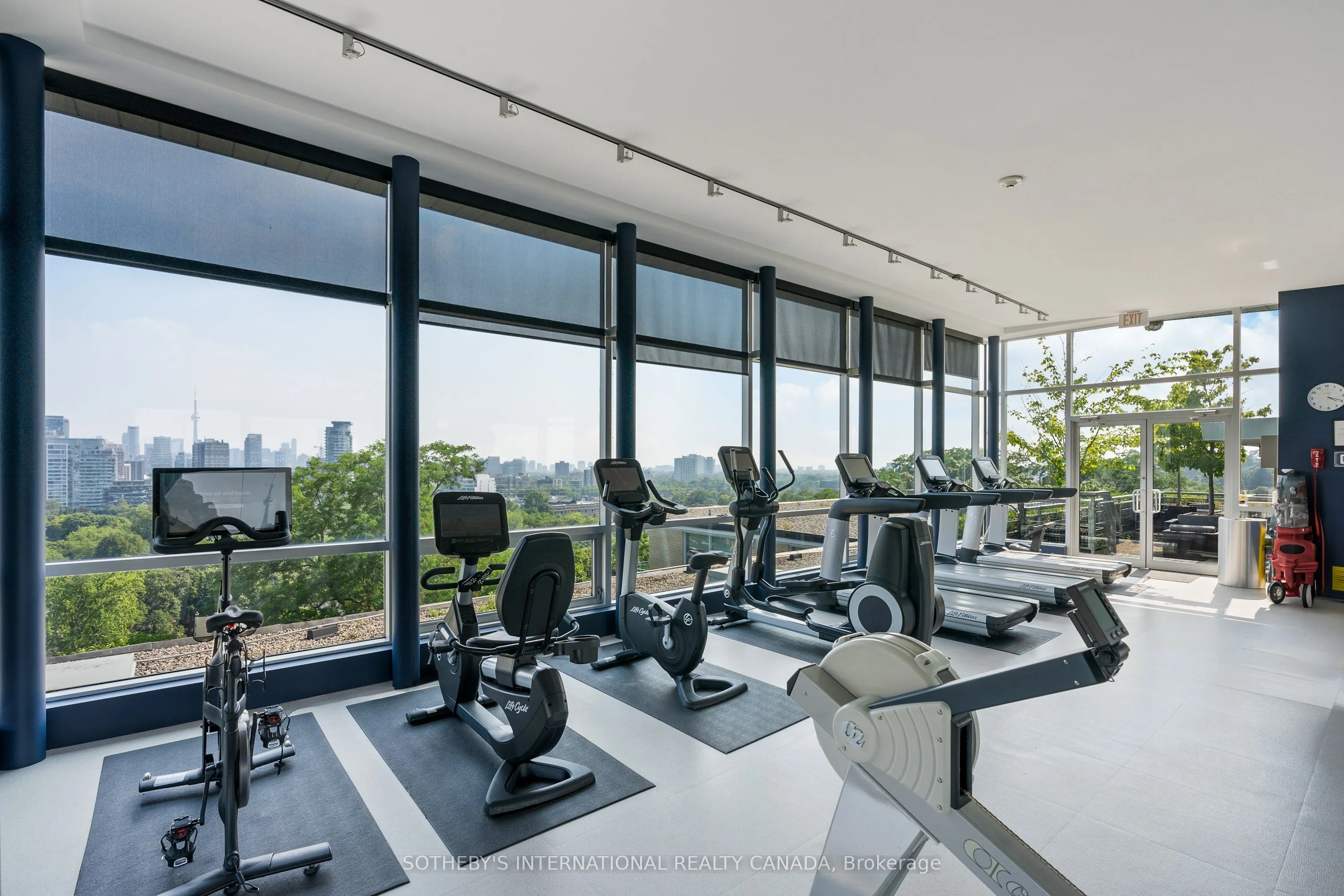 1 Benvenuto Place #320