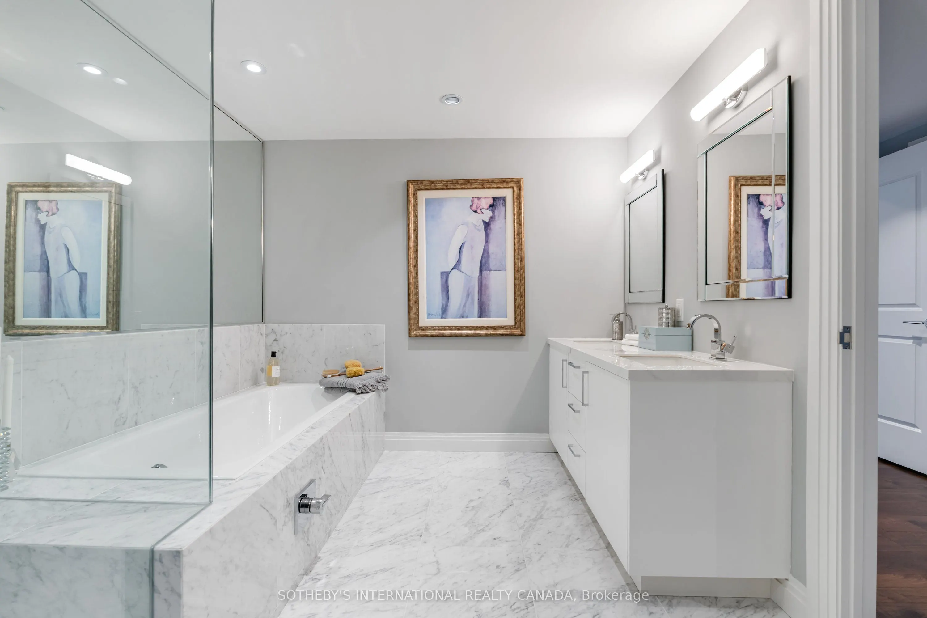 1 Benvenuto Place #320