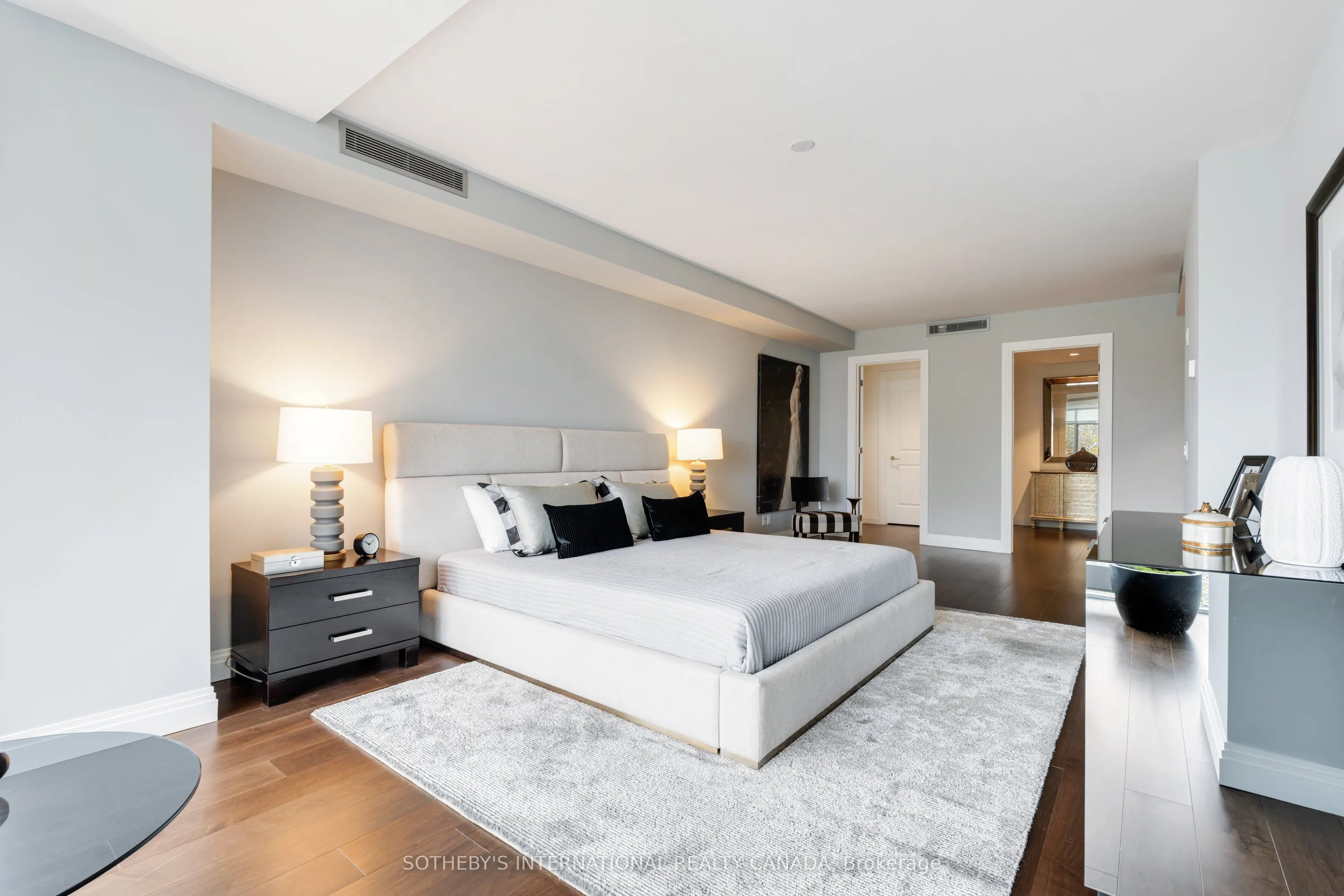 1 Benvenuto Place #320