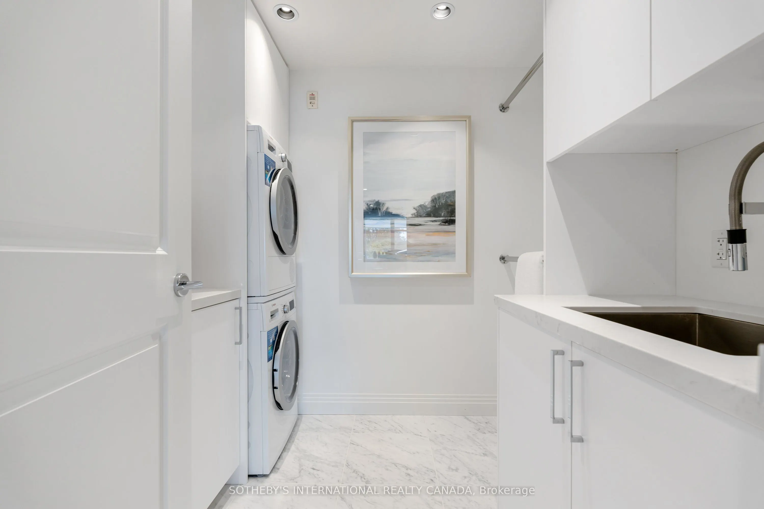 1 Benvenuto Place #320
