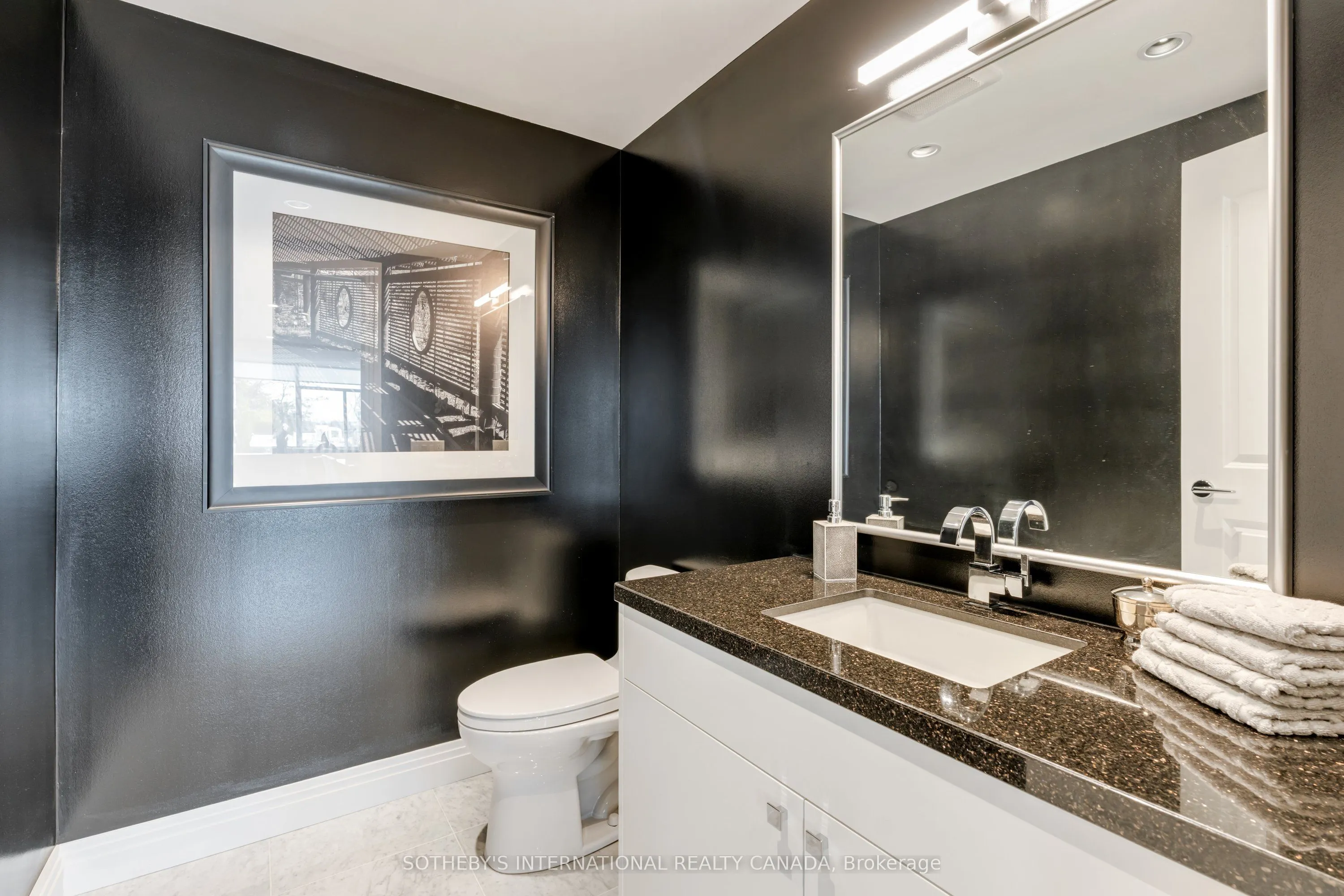 1 Benvenuto Place #320