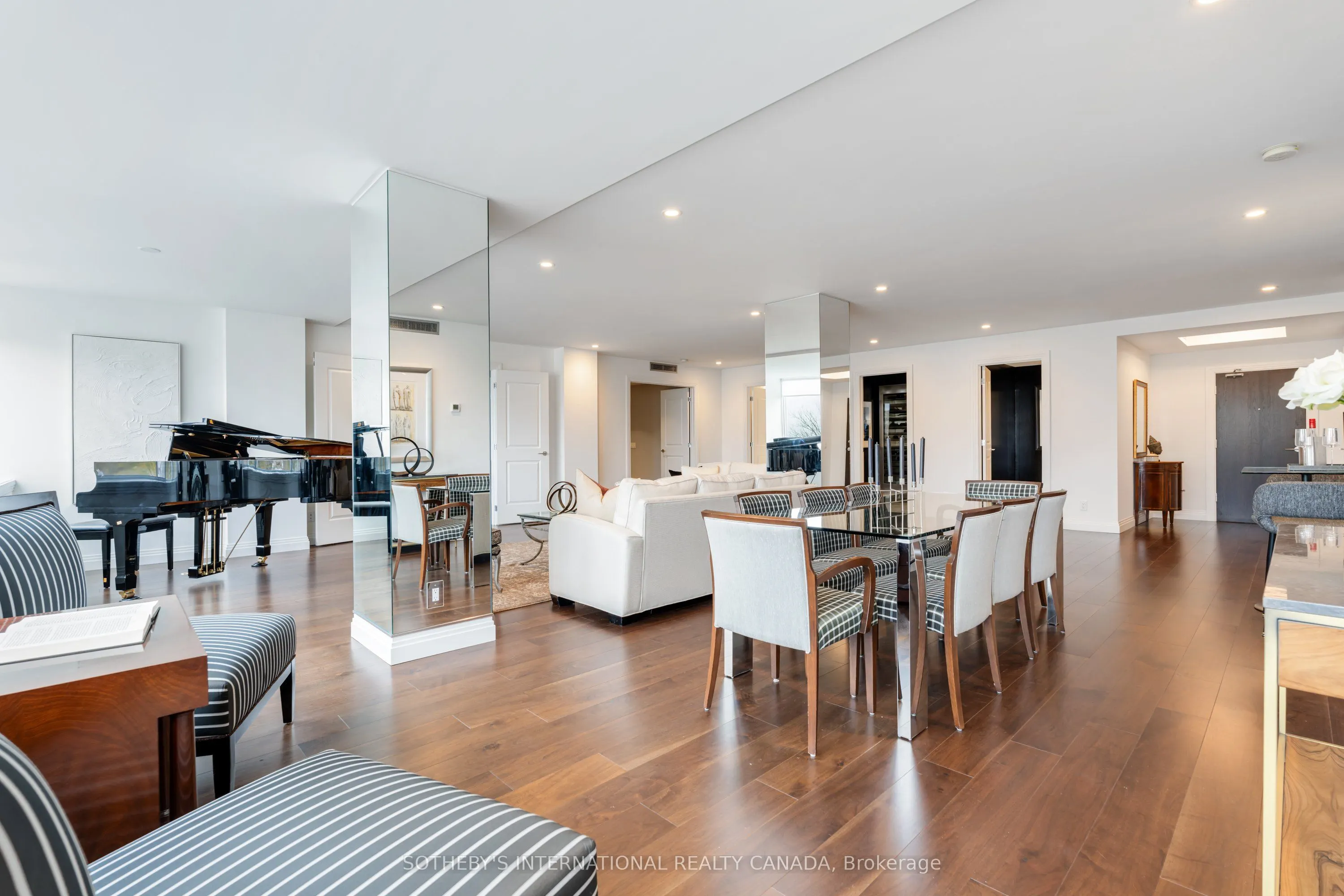 1 Benvenuto Place #320