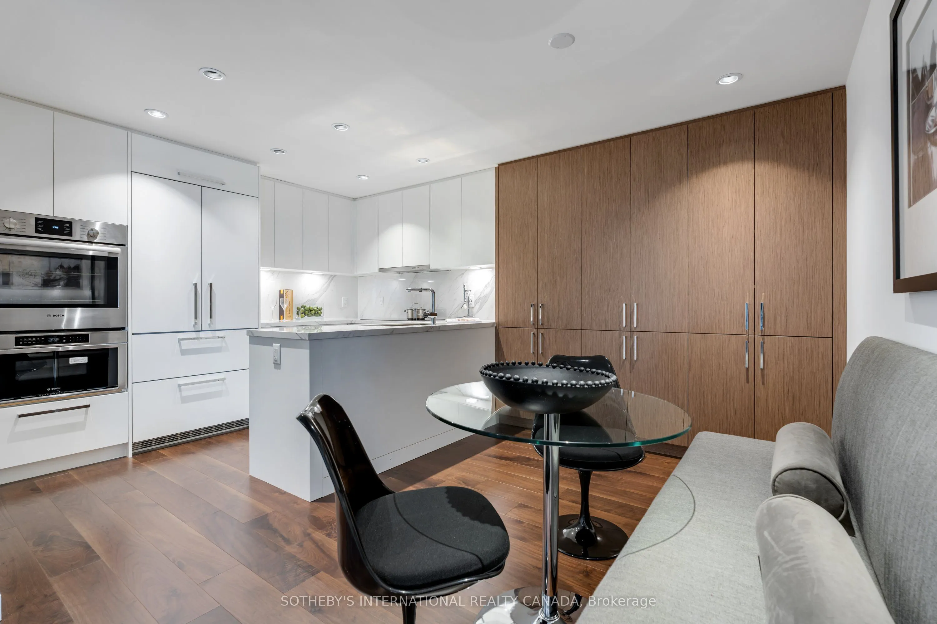 1 Benvenuto Place #320
