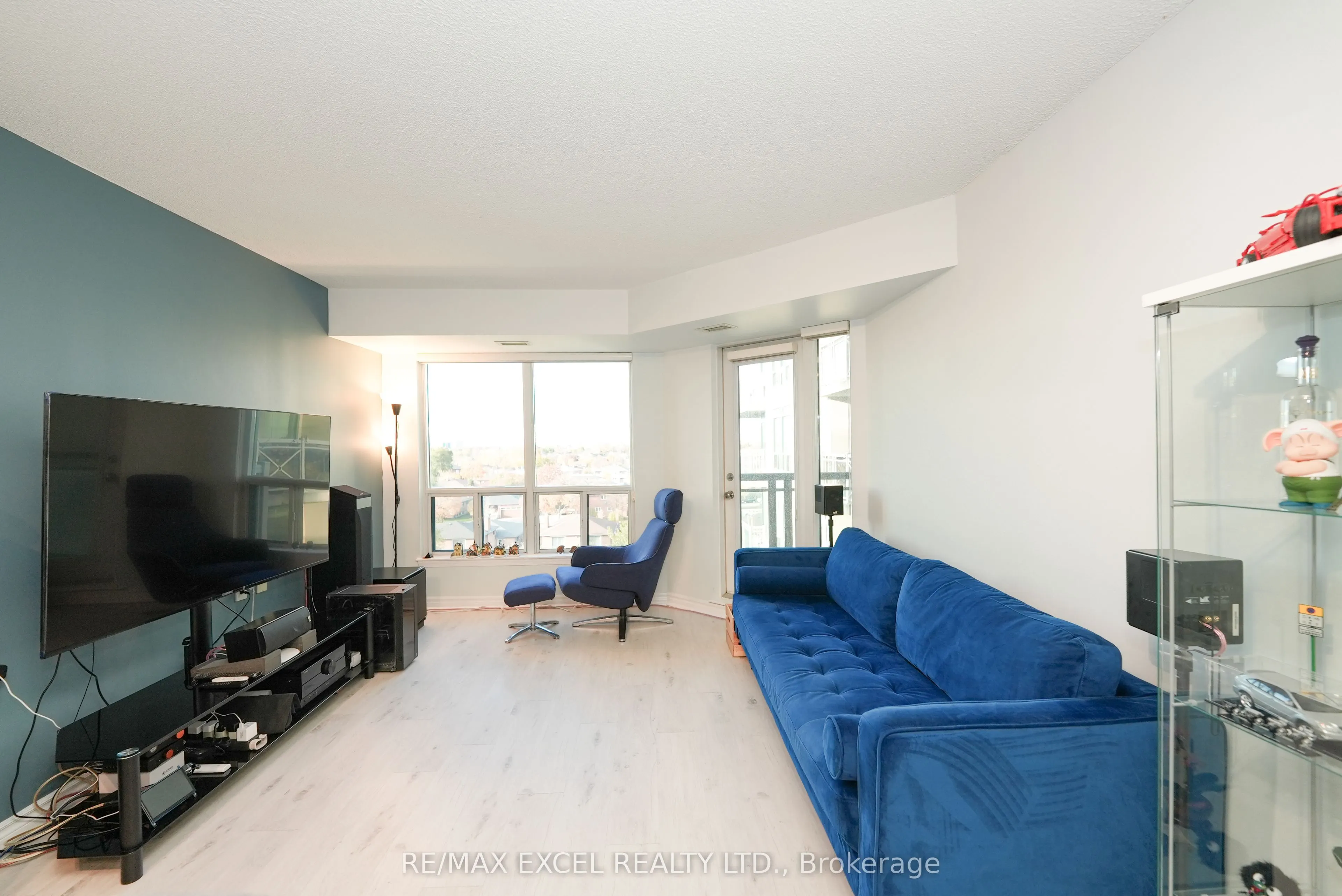 920 Sheppard Avenue W #711