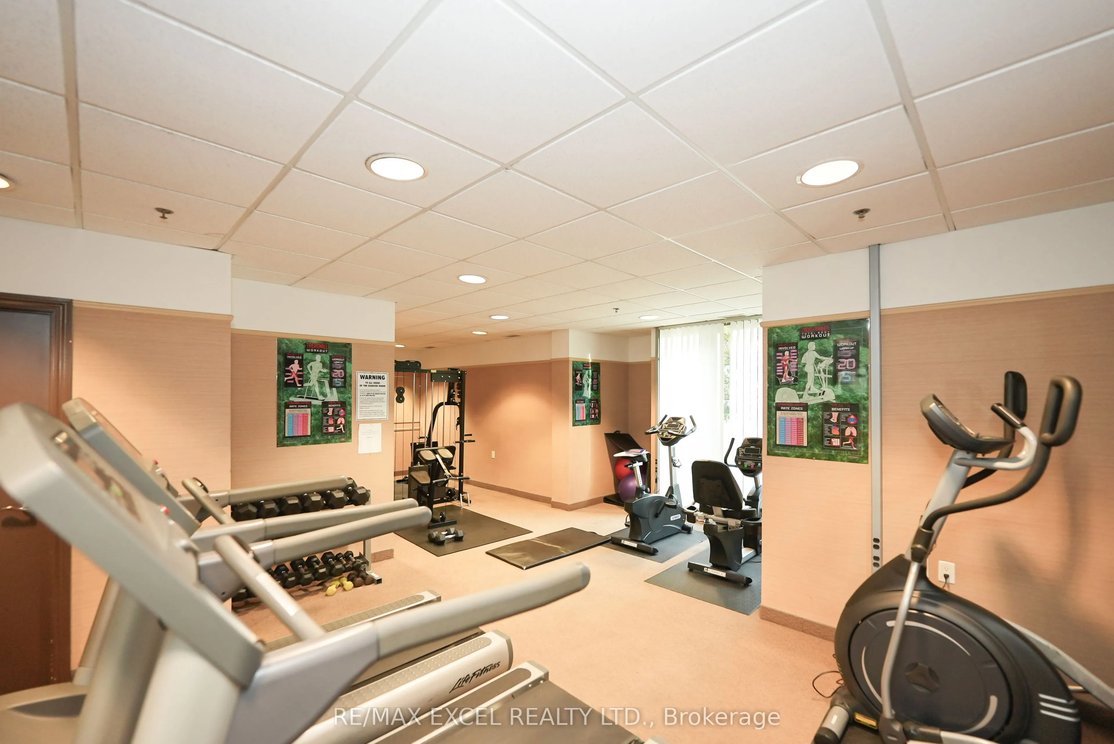 920 Sheppard Avenue W #711