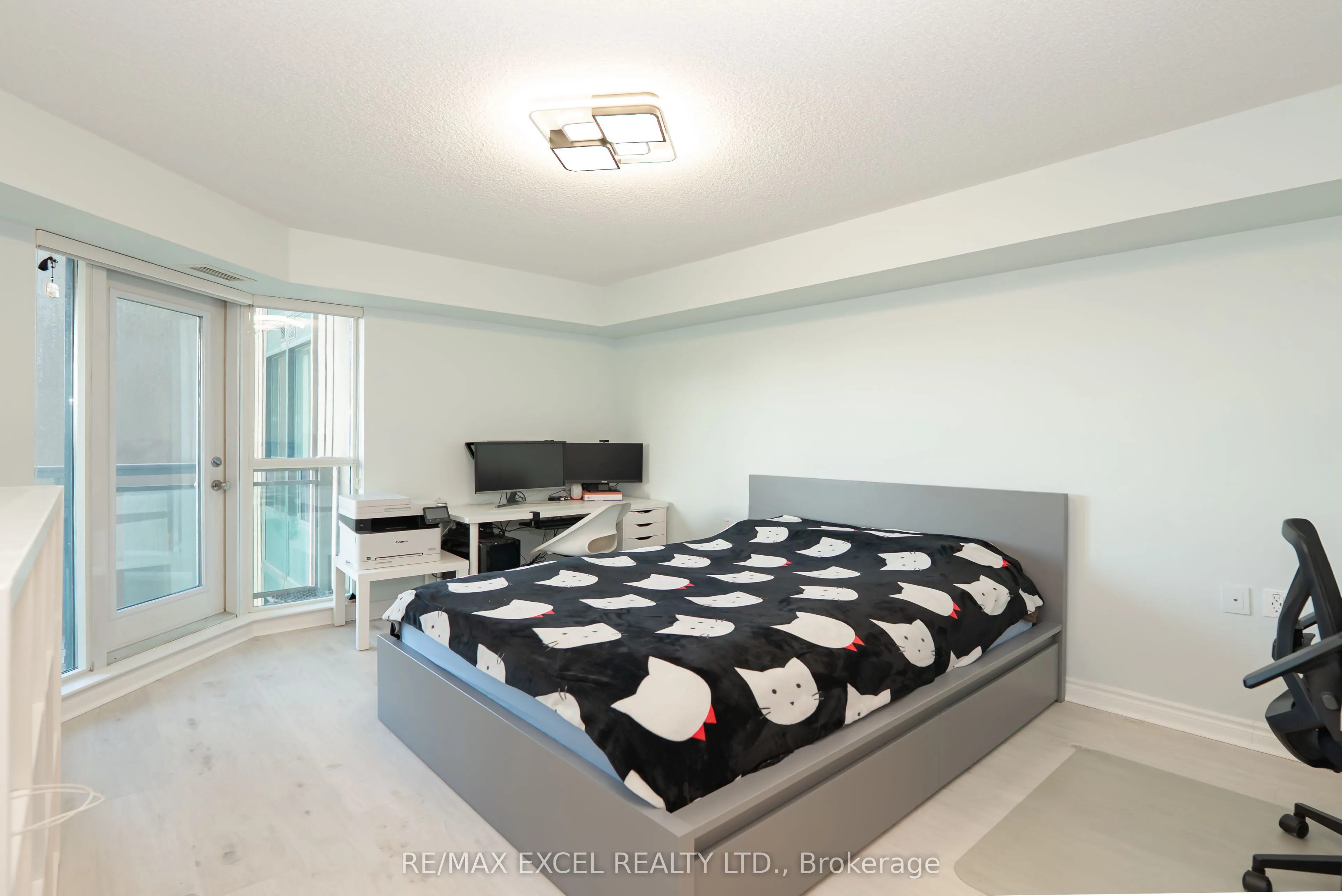 920 Sheppard Avenue W #711