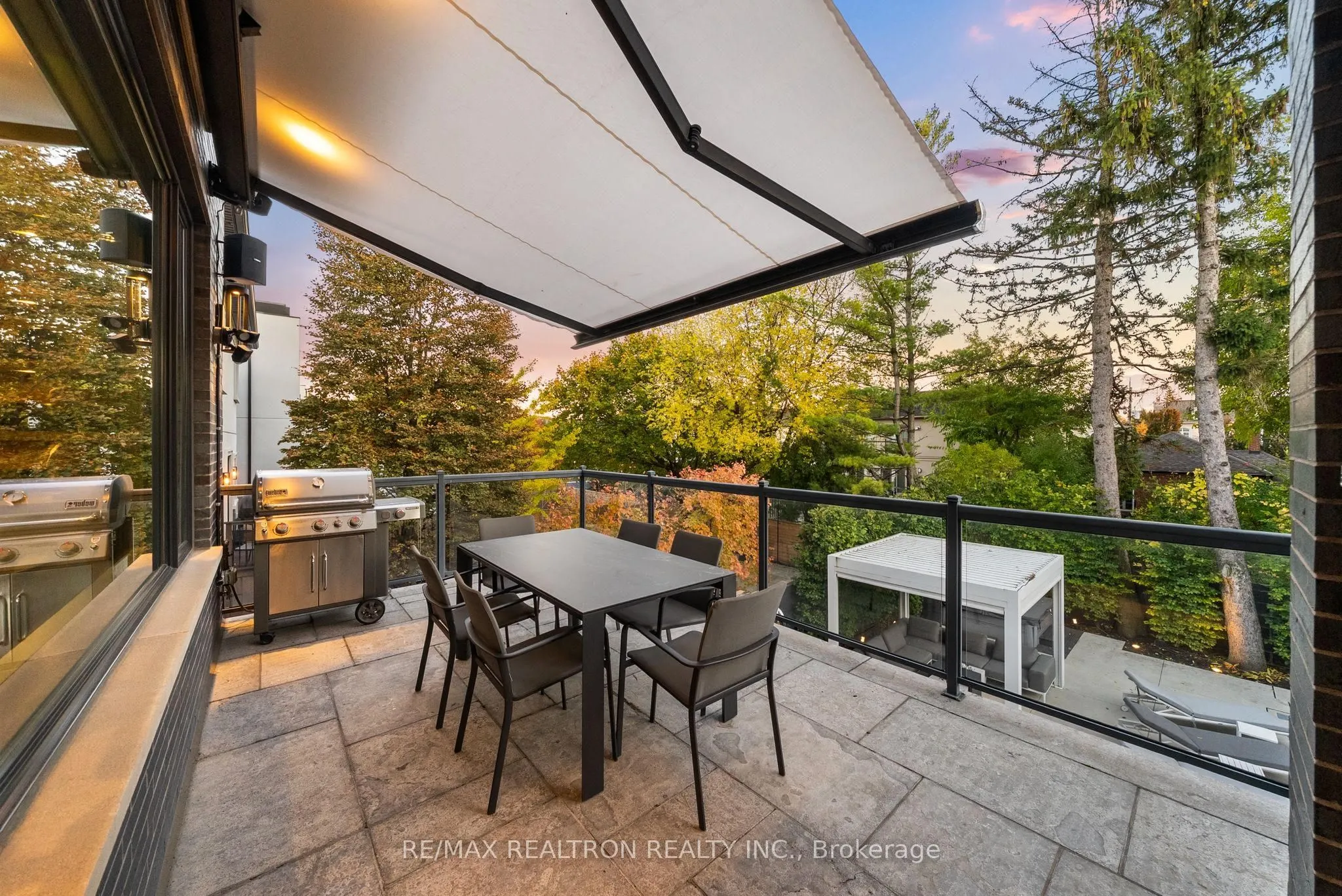 75 Bannockburn Avenue