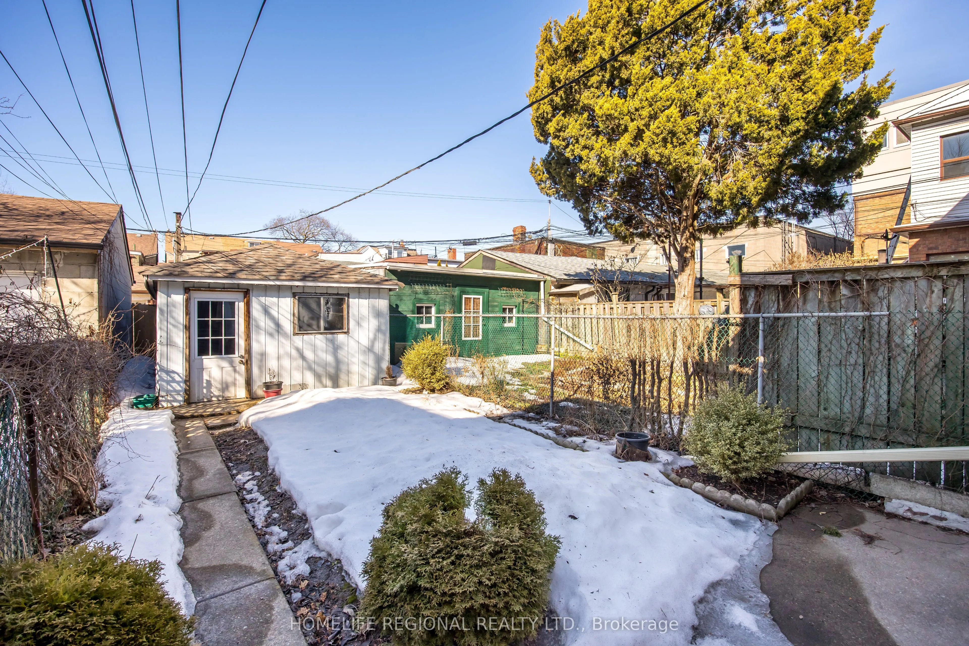 200 Roxton Road