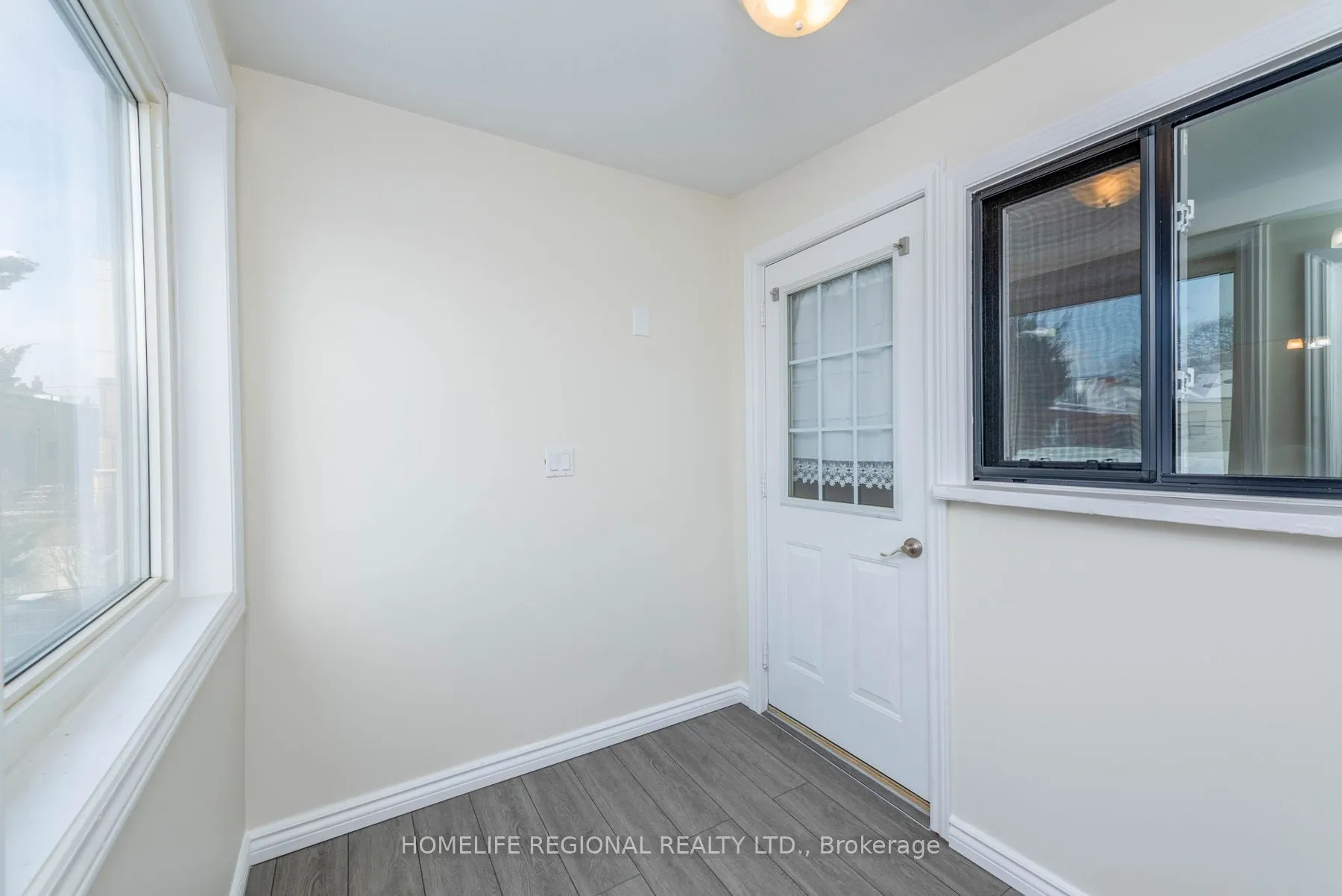 200 Roxton Road