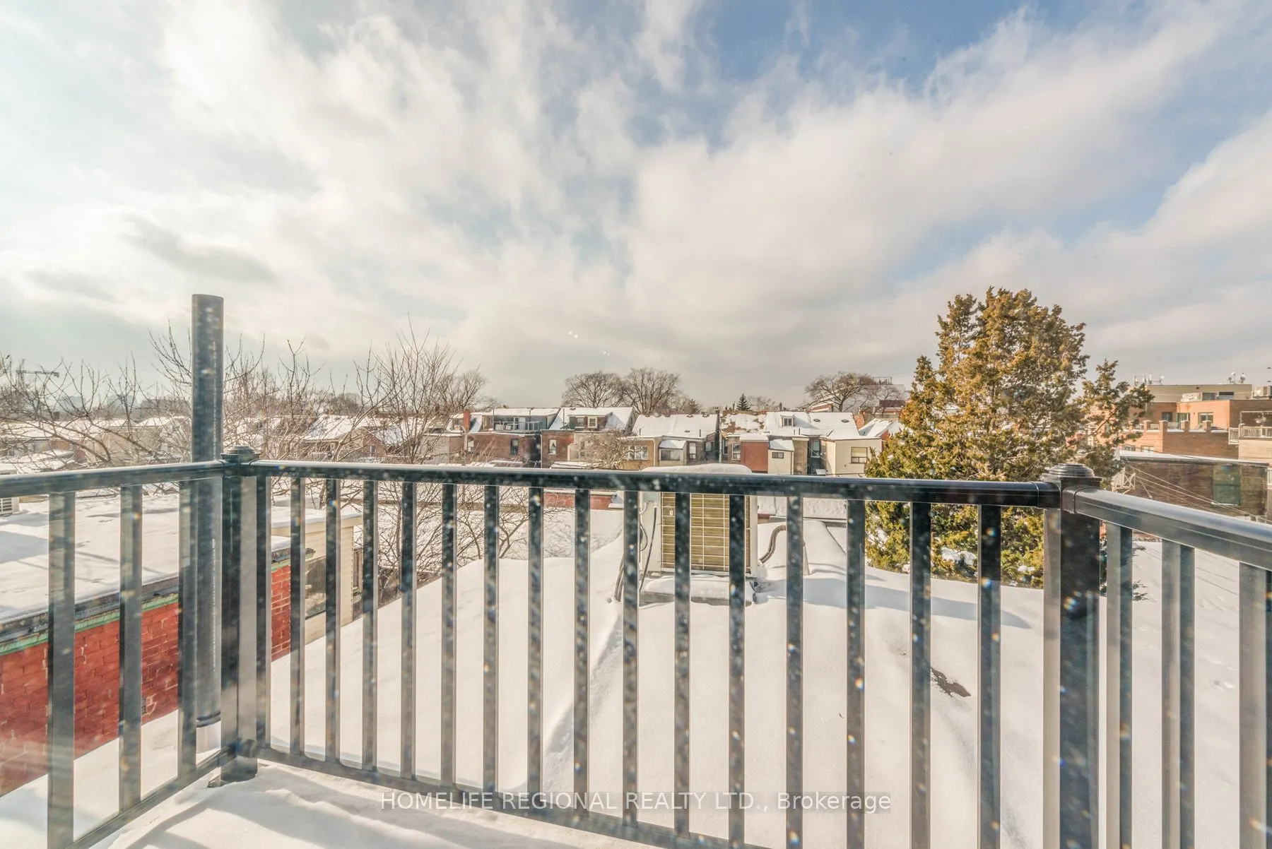 200 Roxton Road