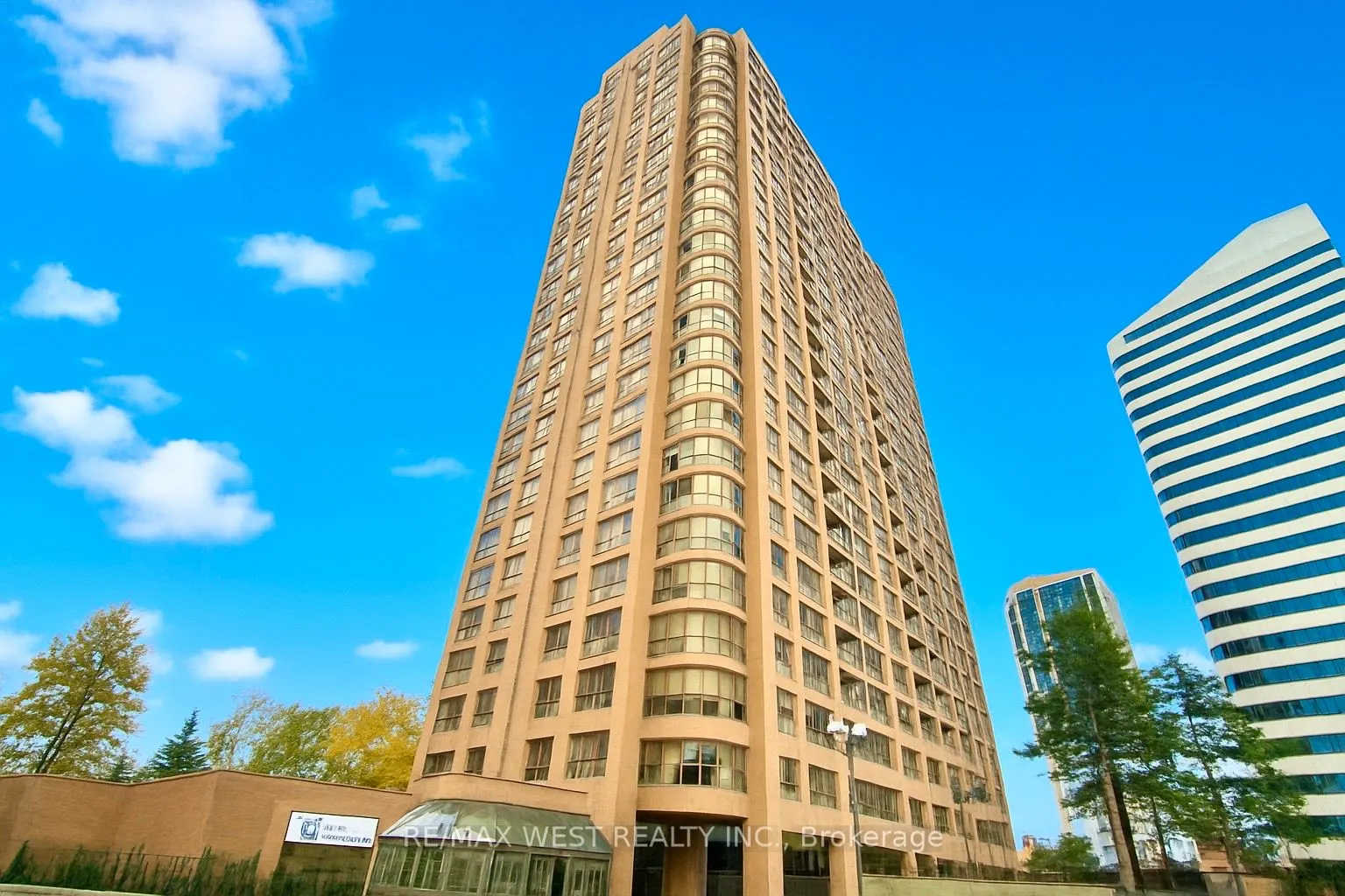 100 UPPER MADISON Avenue #2405