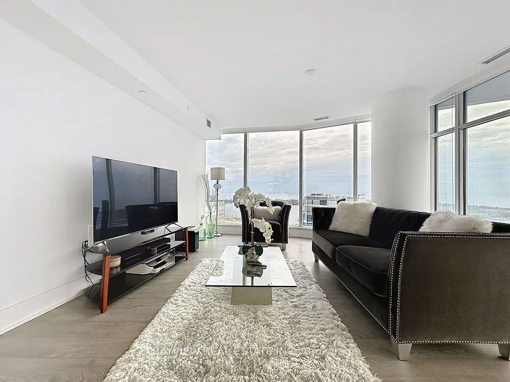 10 York Street #4110