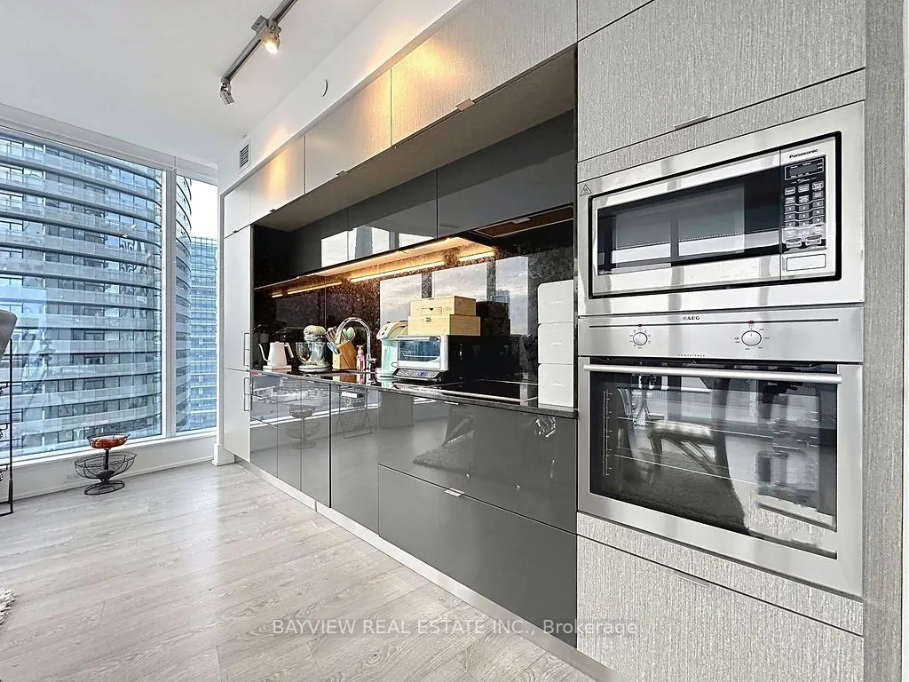10 York Street #4110