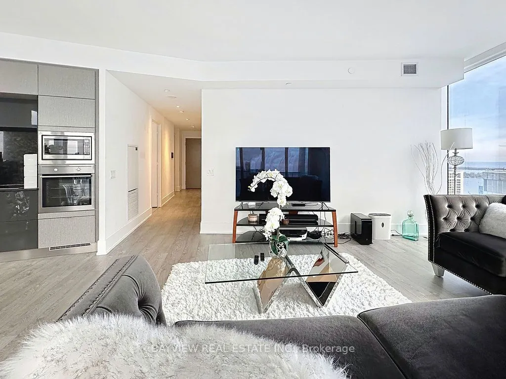10 York Street #4110
