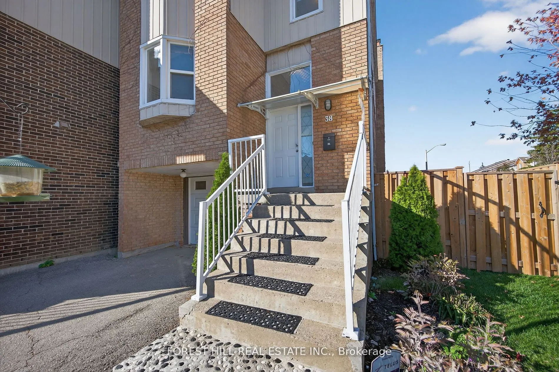 38 Carnival Court