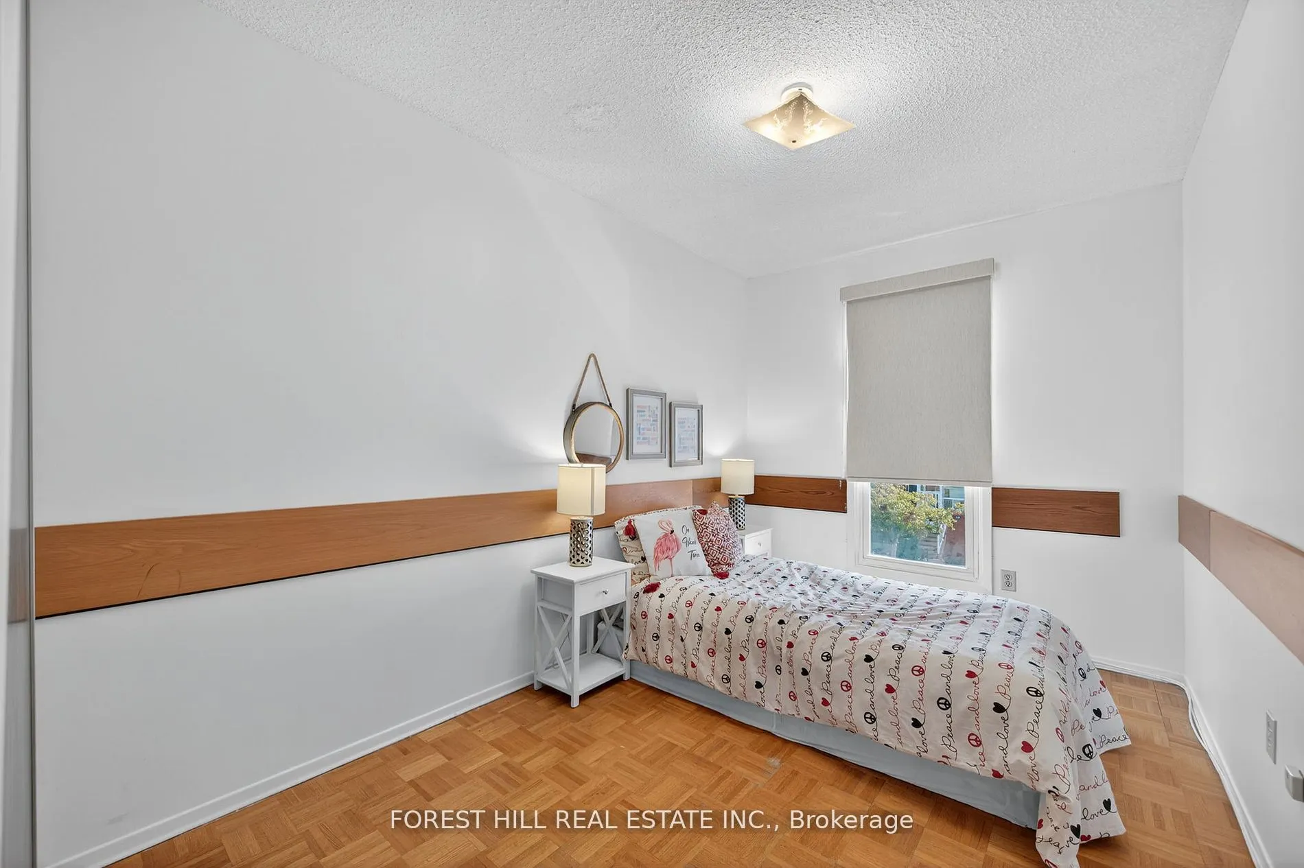 38 Carnival Court