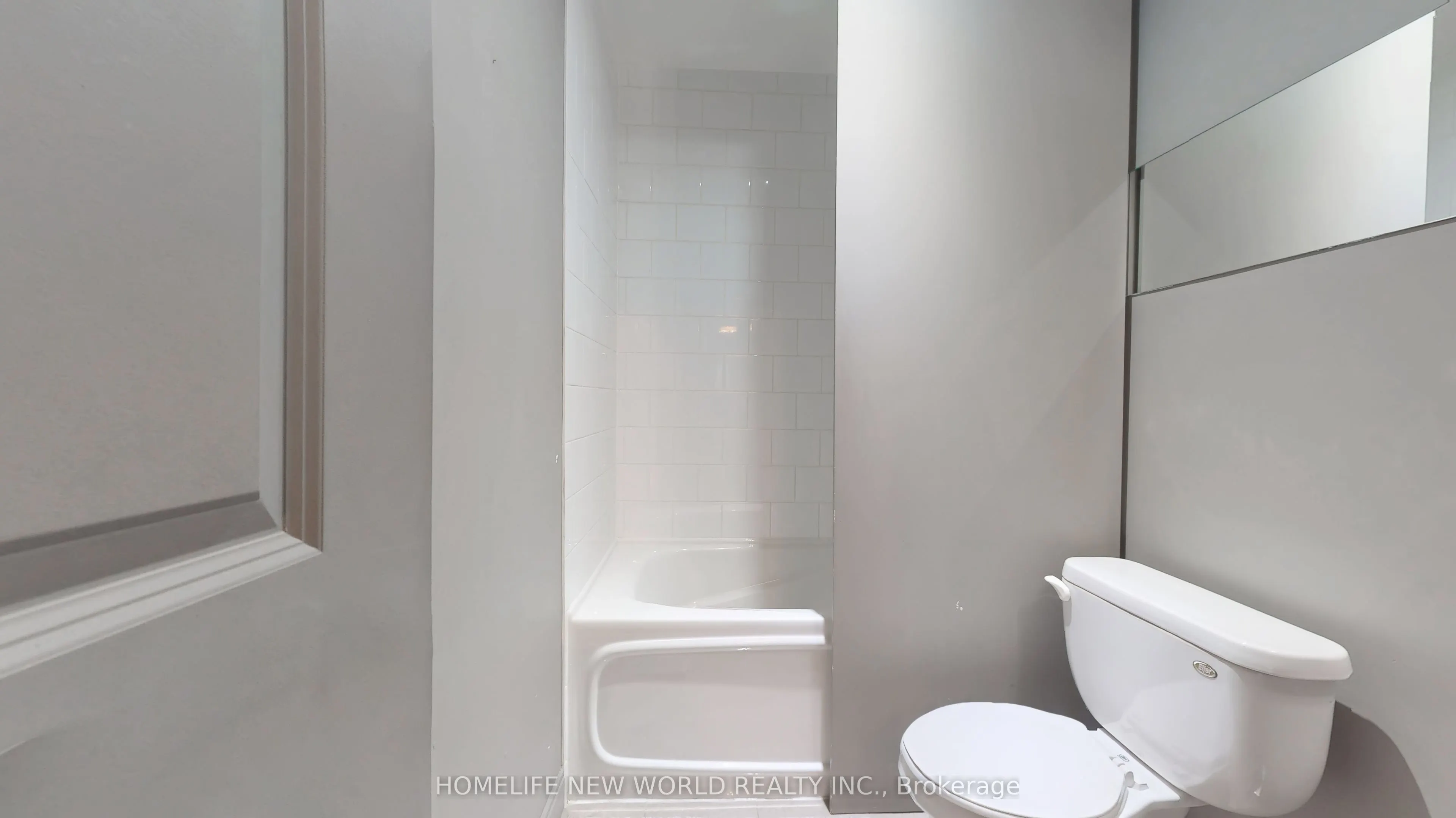 18 Yorkville Avenue #312