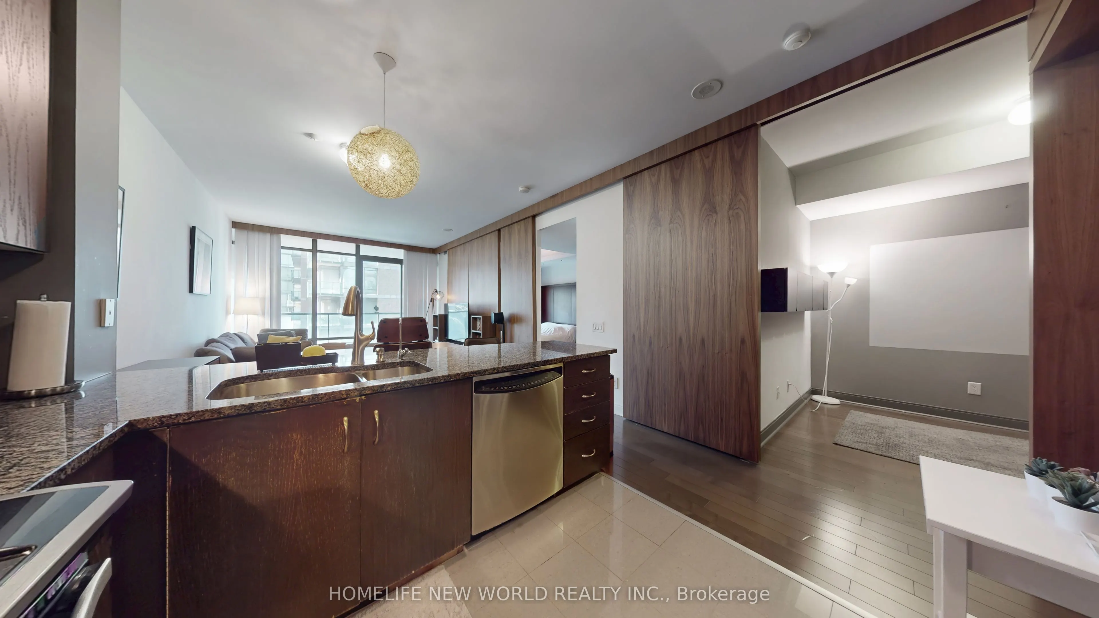 18 Yorkville Avenue #312