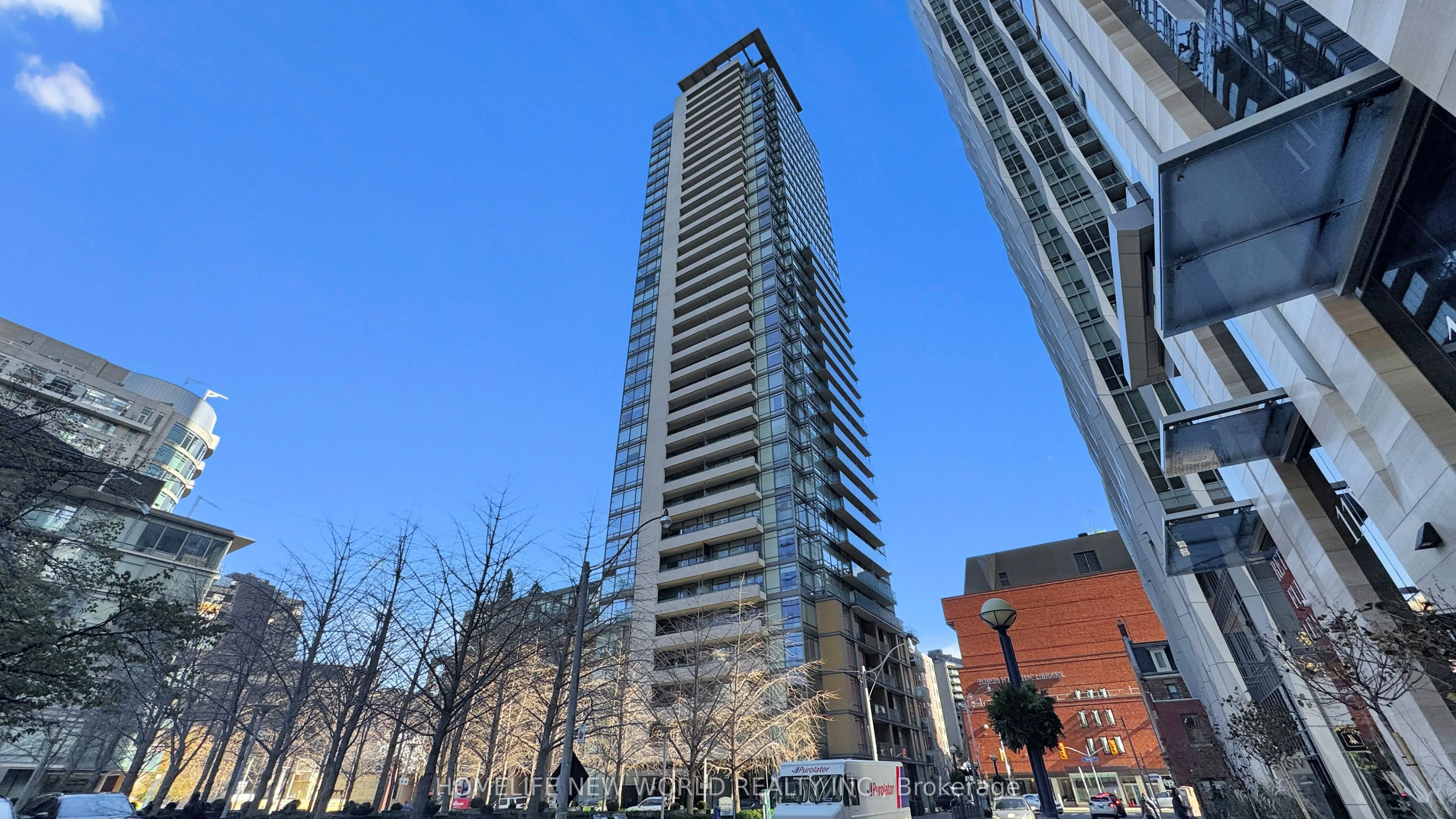 18 Yorkville Avenue #312