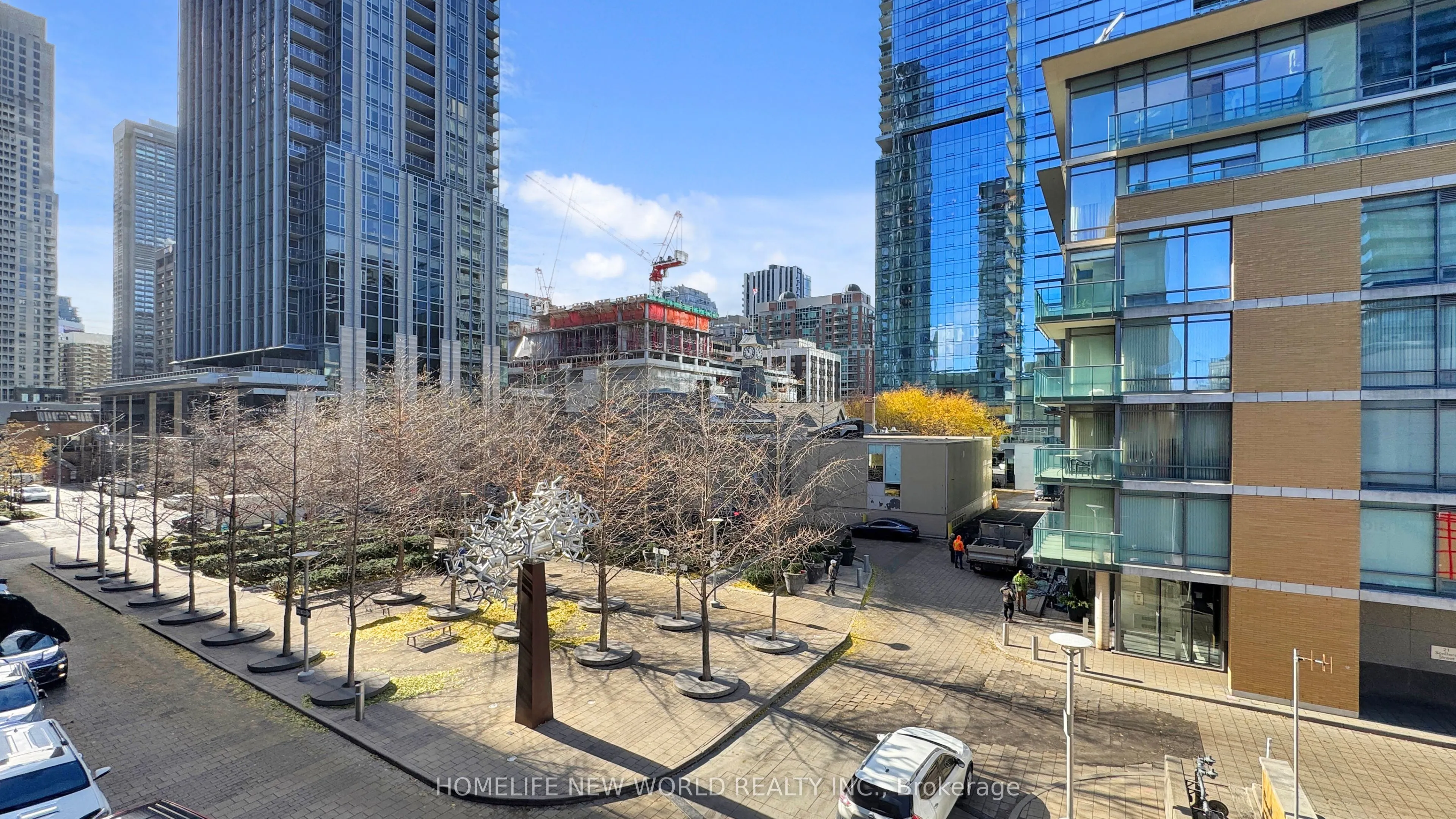 18 Yorkville Avenue #312