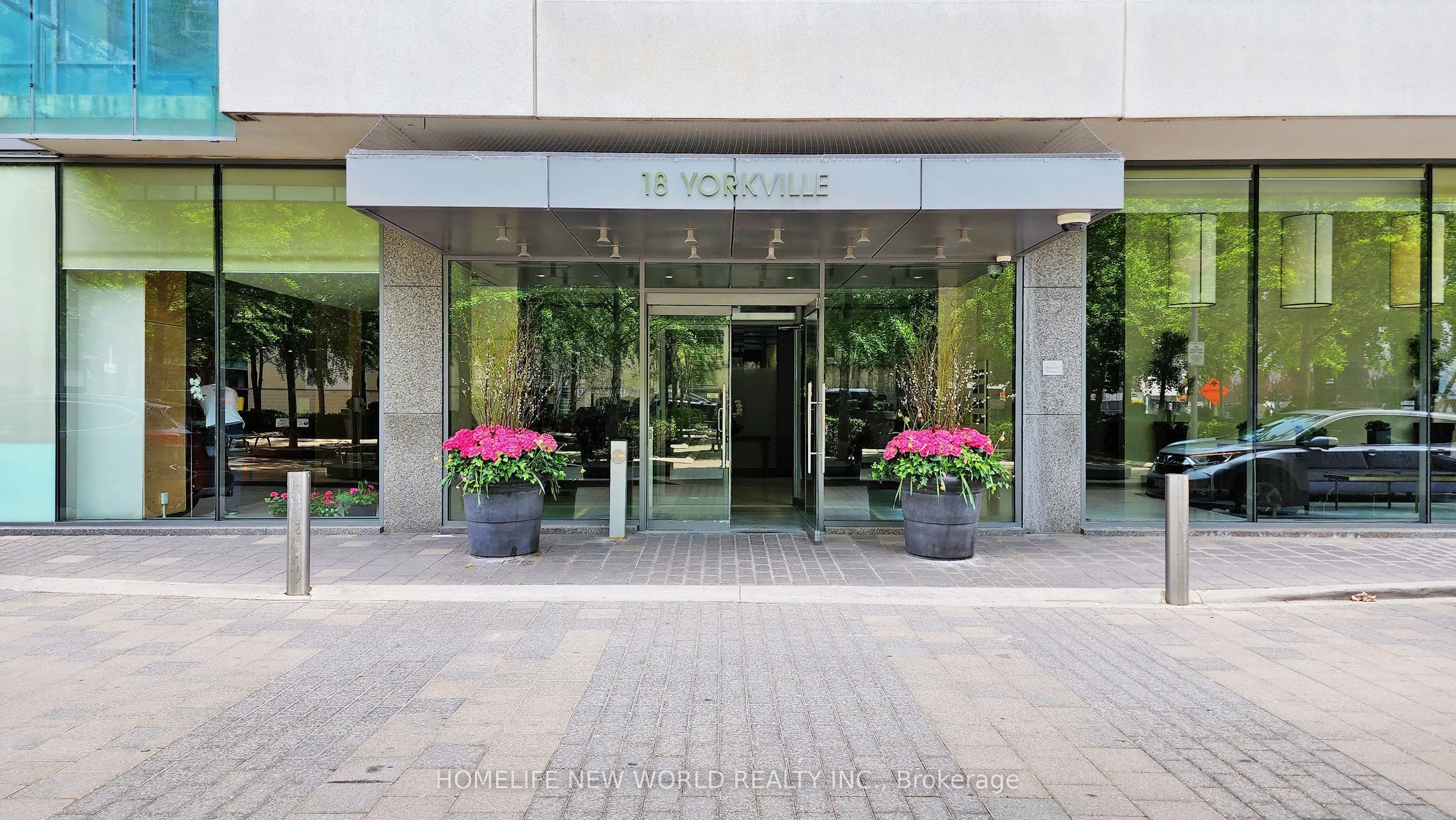 18 Yorkville Avenue #312