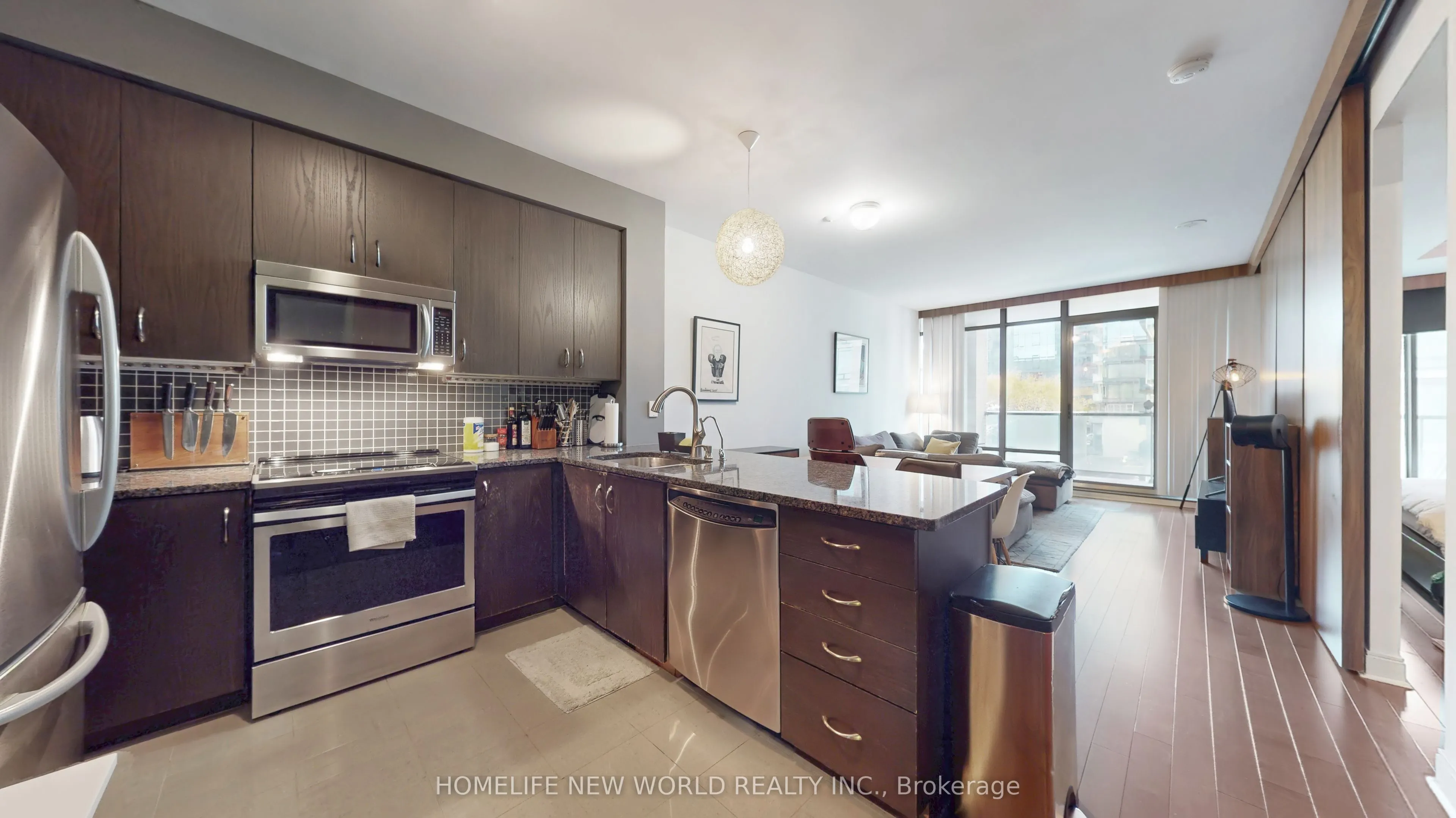 18 Yorkville Avenue #312