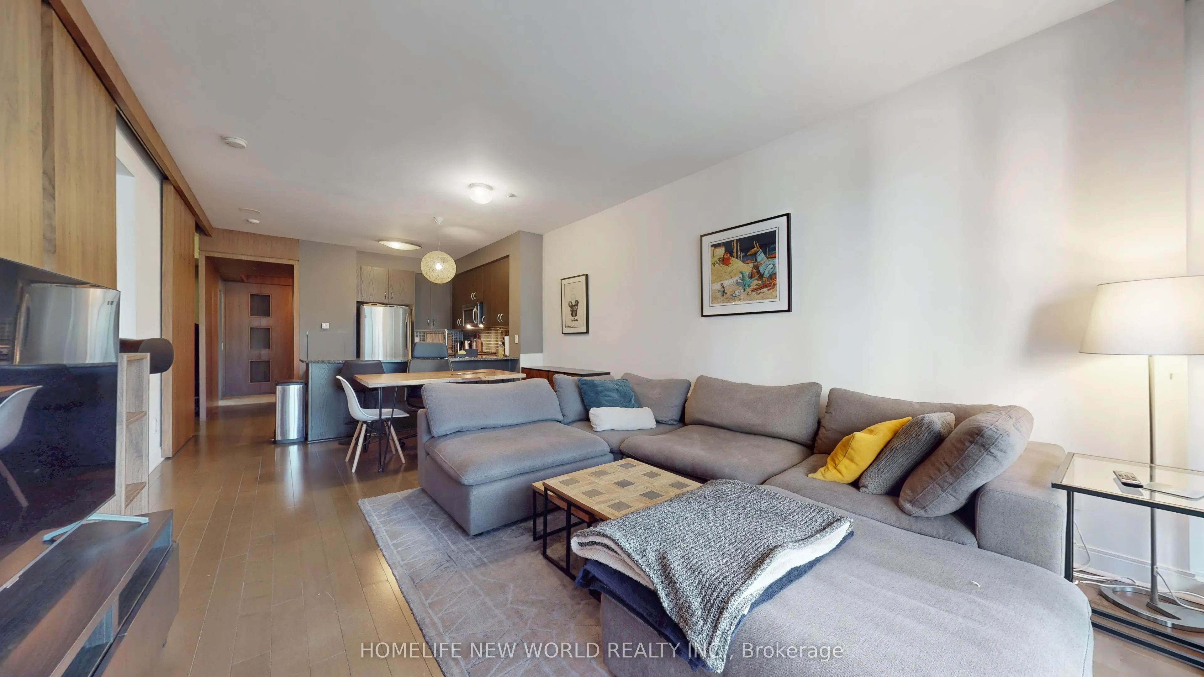 18 Yorkville Avenue #312