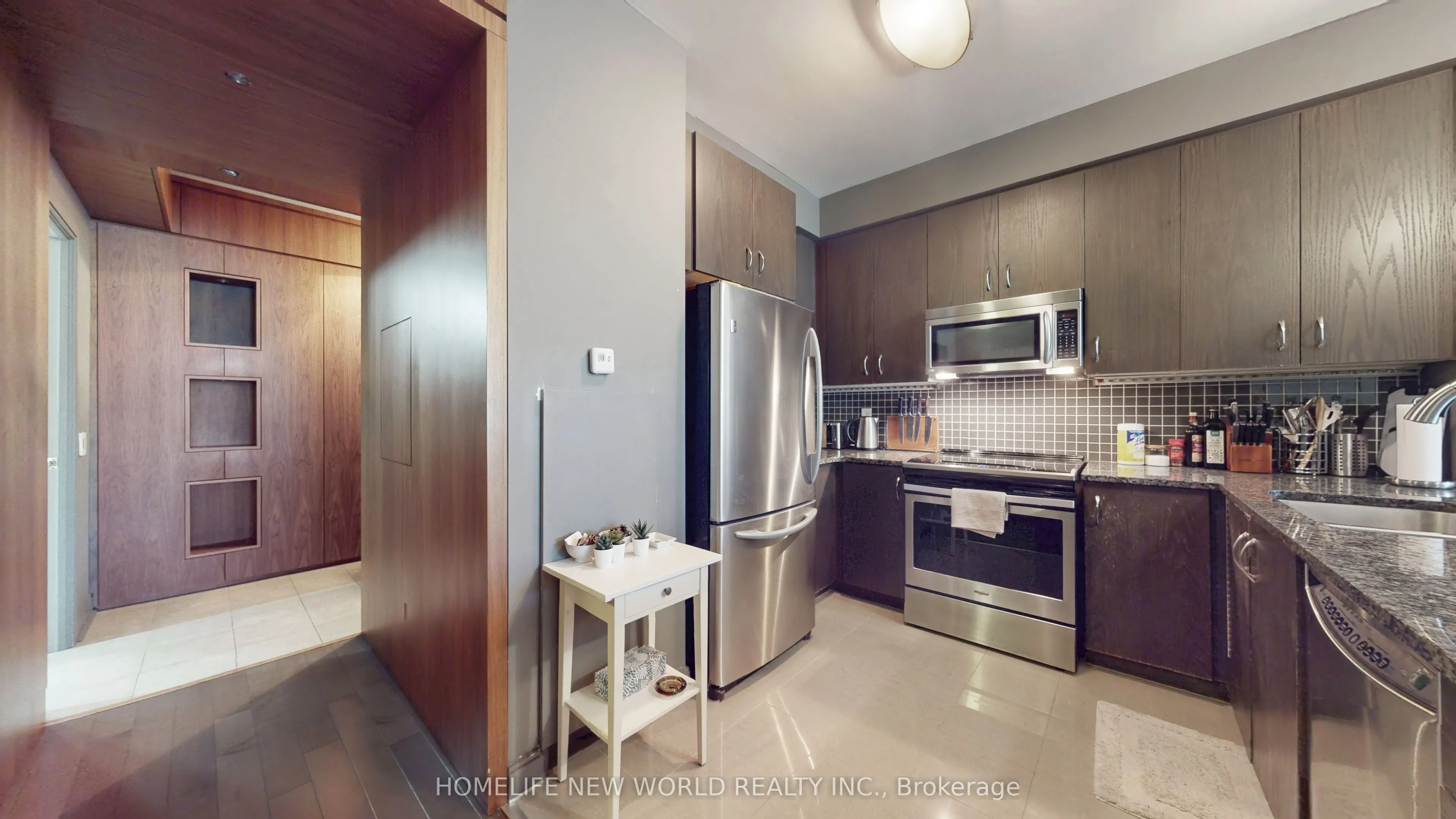 18 Yorkville Avenue #312