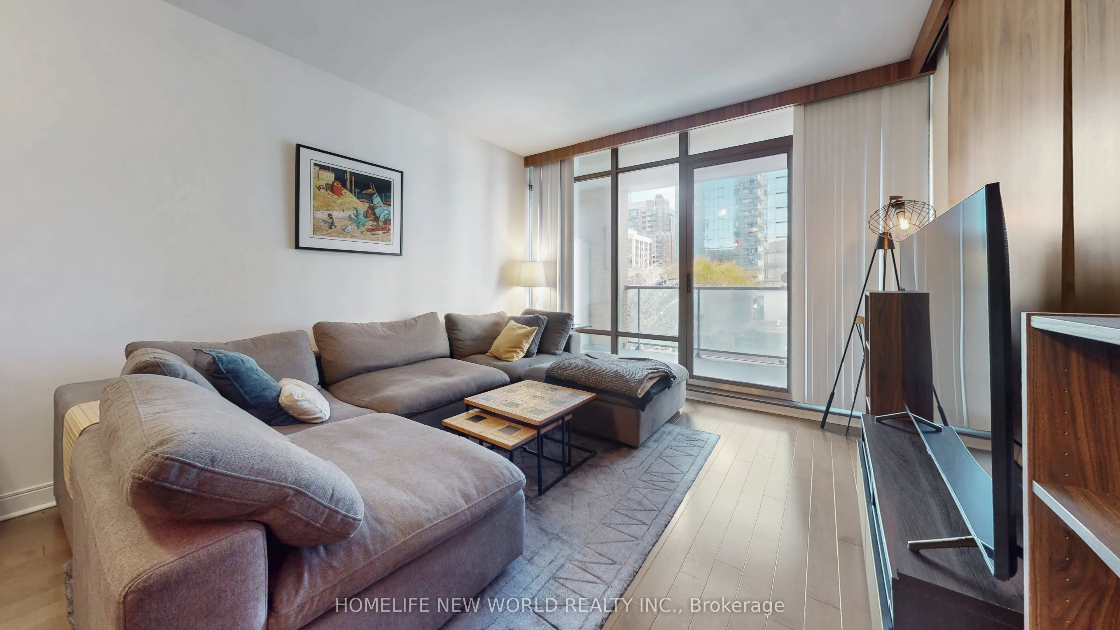 18 Yorkville Avenue #312