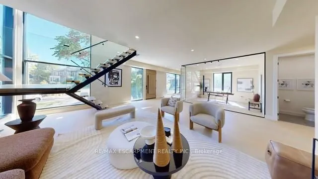 28 Dunsmore Gardens