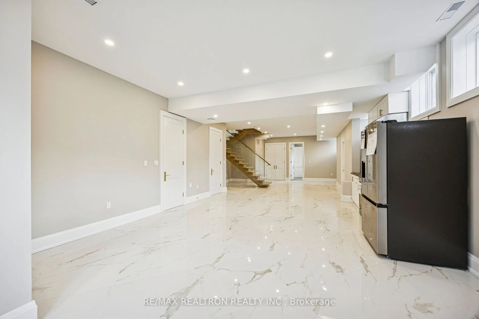 1 Lynnhaven Road