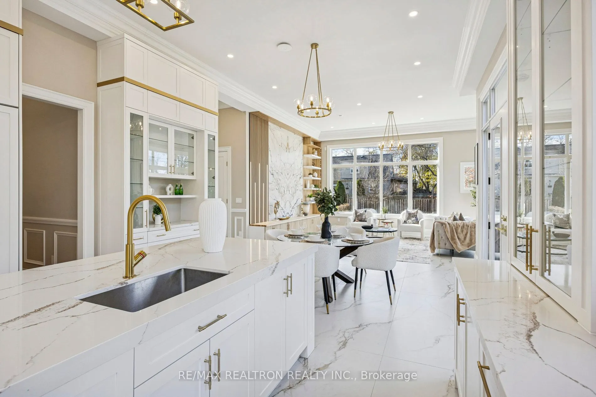 1 Lynnhaven Road