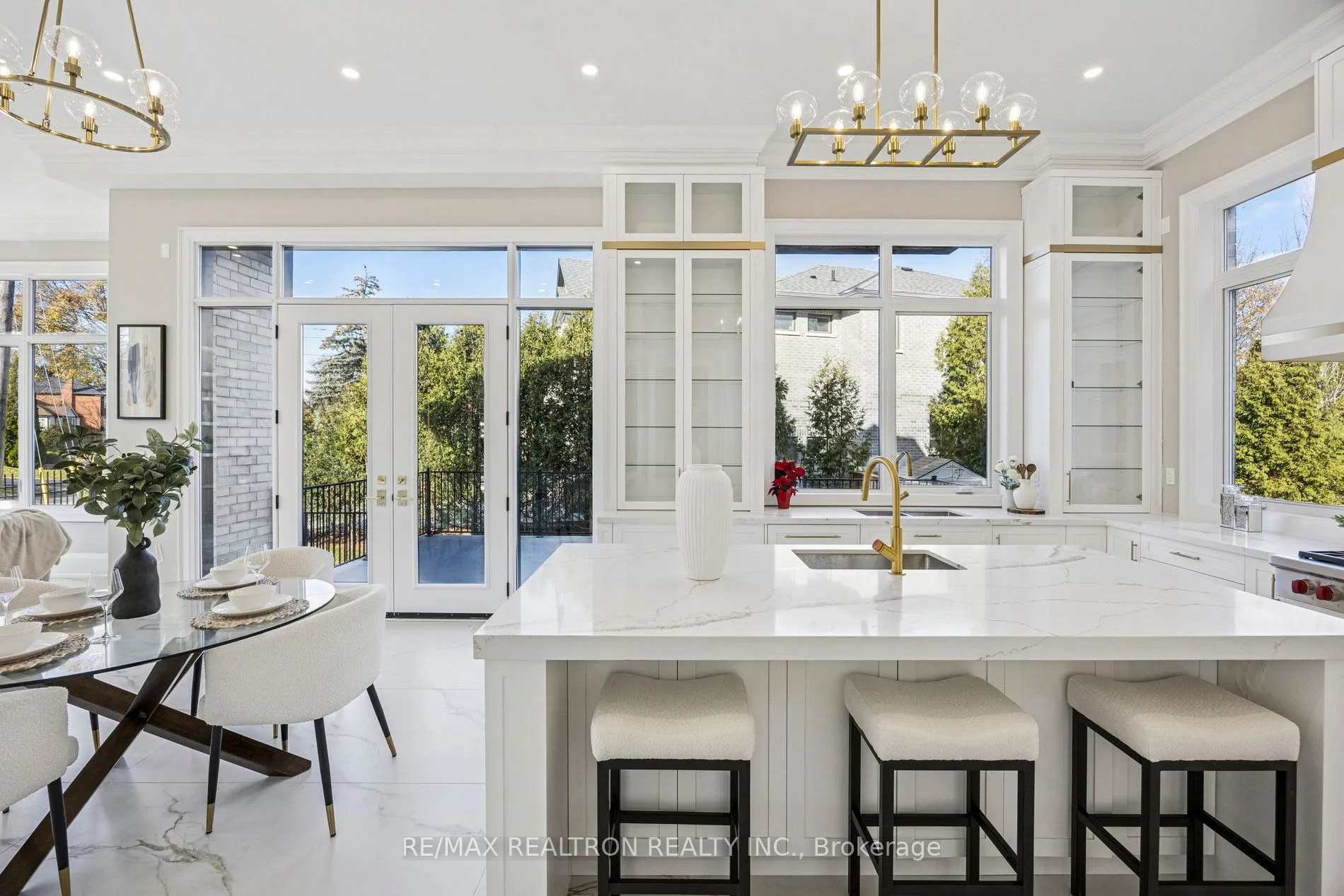1 Lynnhaven Road