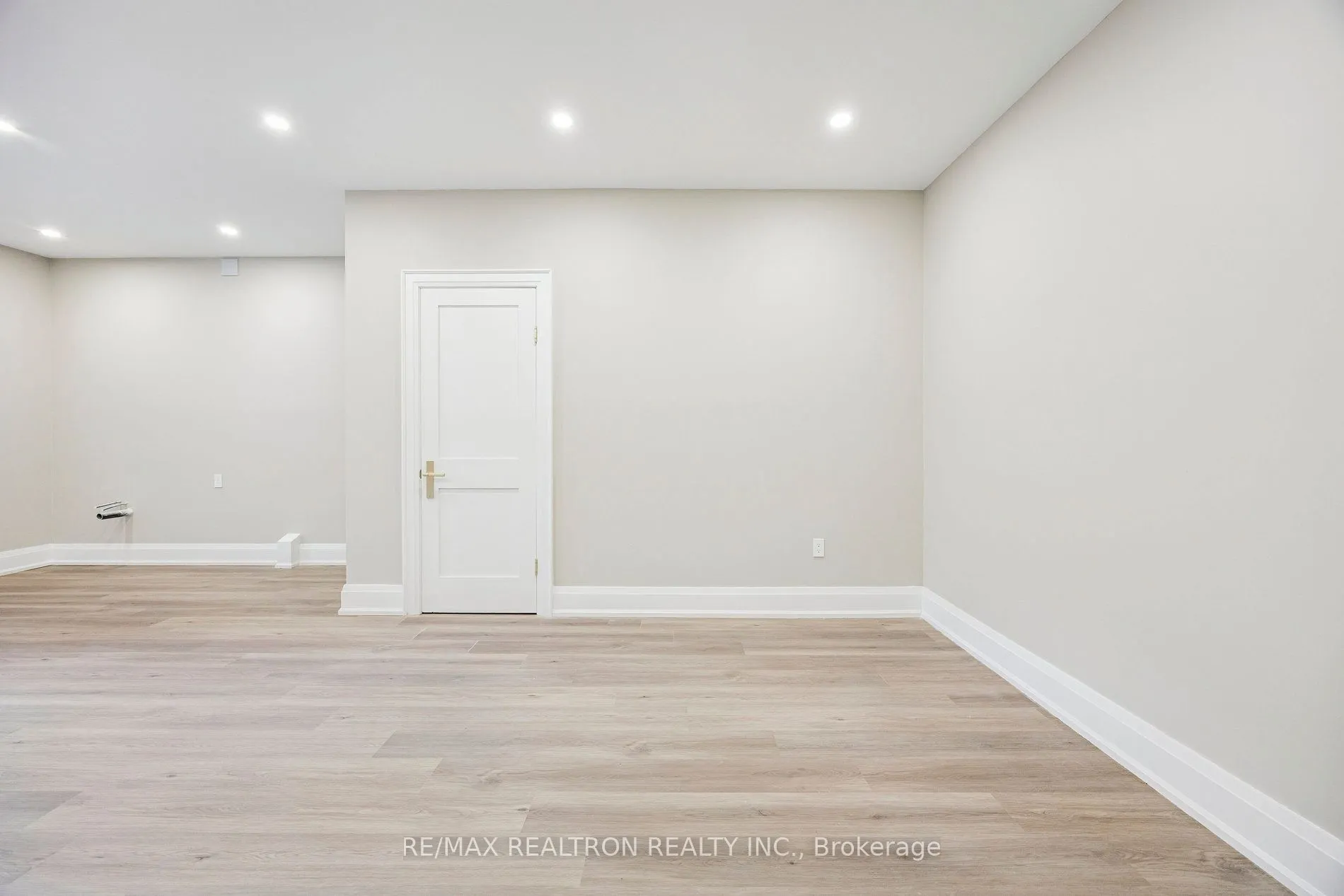 1 Lynnhaven Road