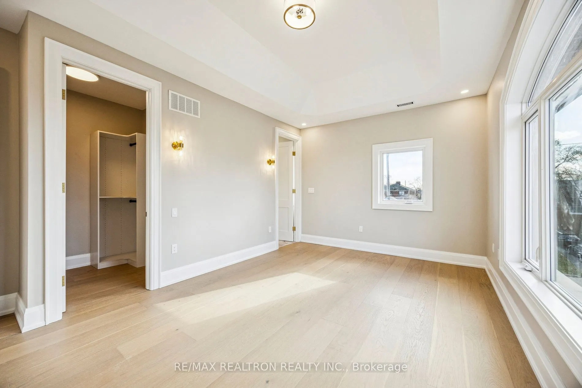 1 Lynnhaven Road