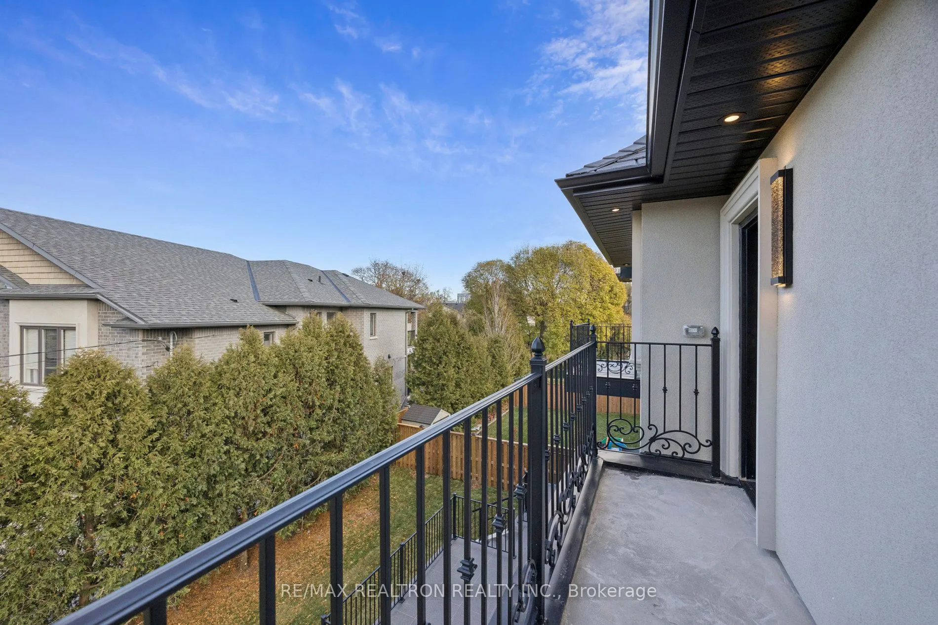 1 Lynnhaven Road