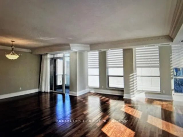 10 Bellair Street #902