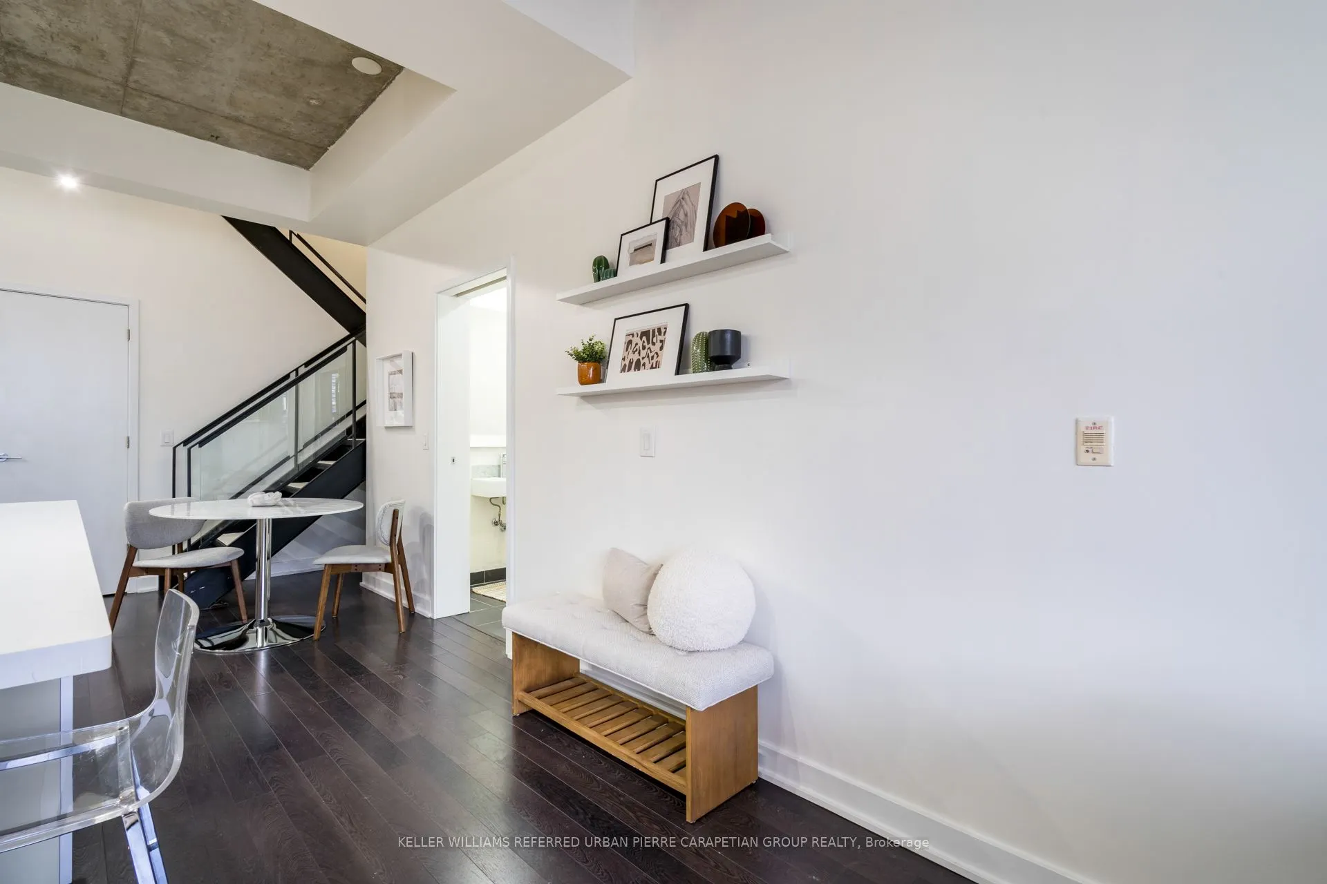 60 Bathurst Street #PH 1008