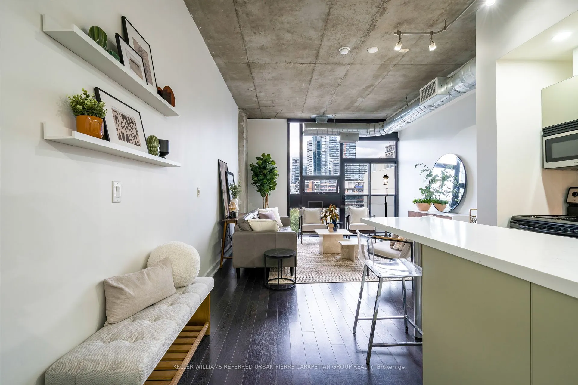 60 Bathurst Street #PH 1008