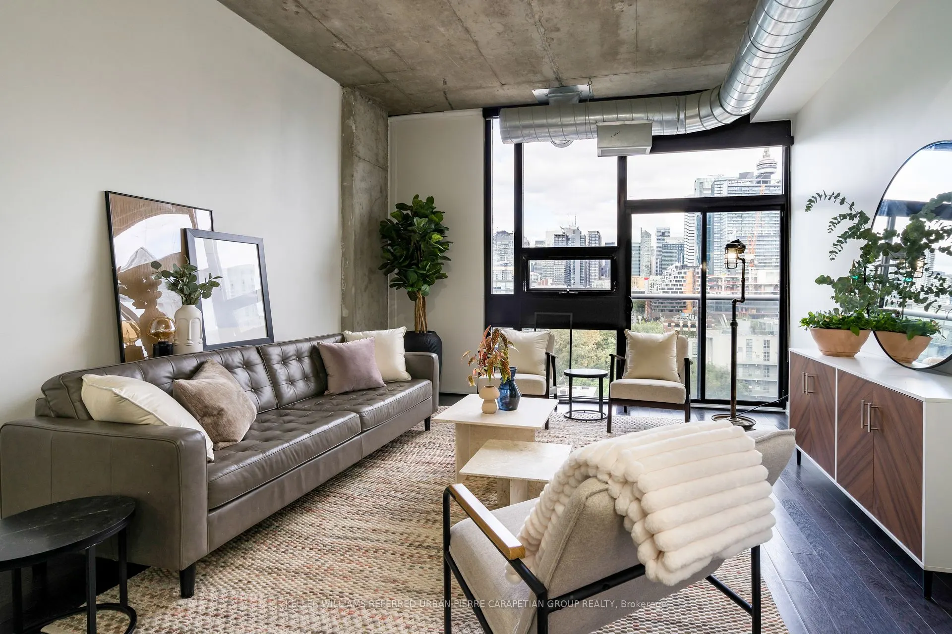 60 Bathurst Street #PH 1008