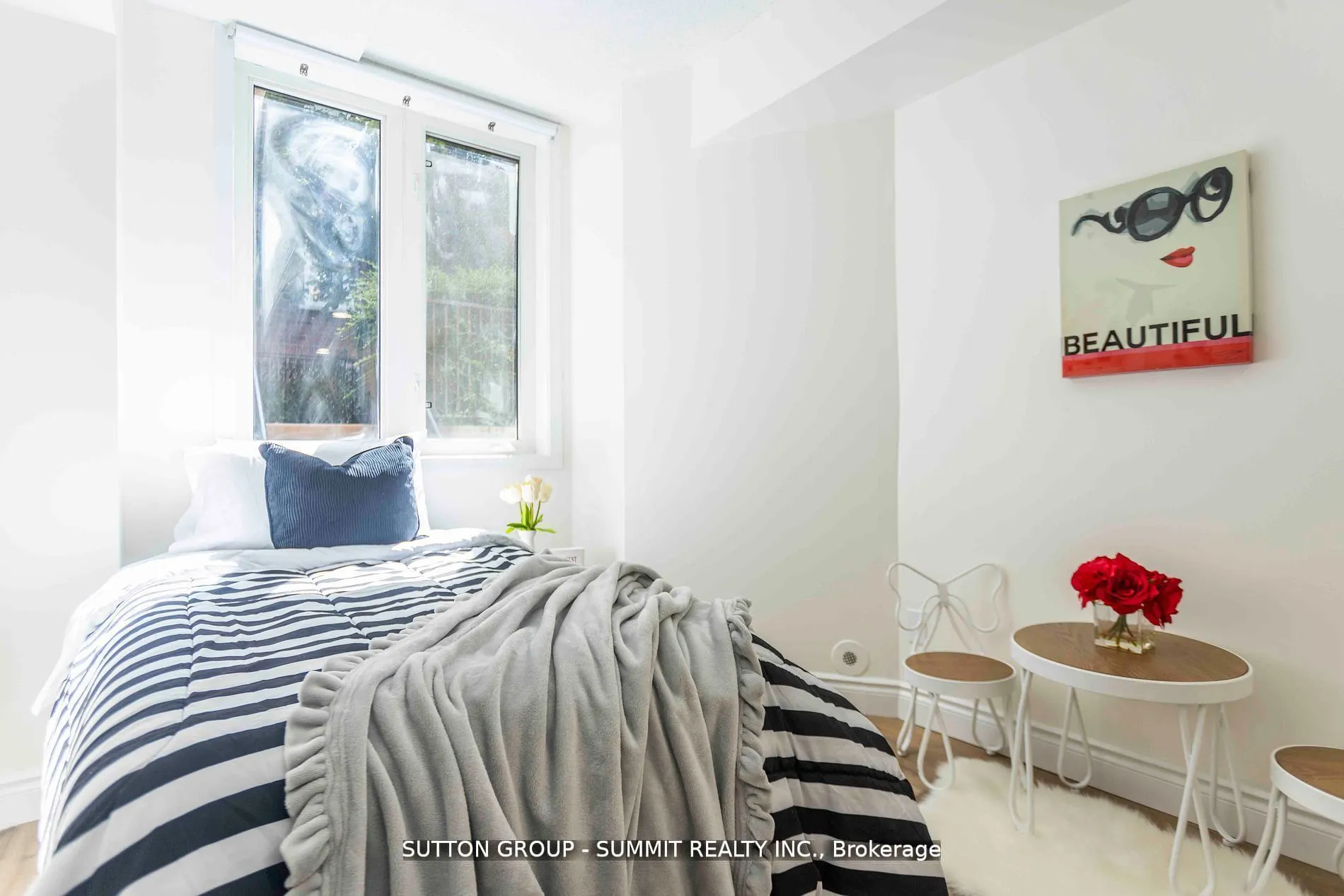 12 Douro Street #421