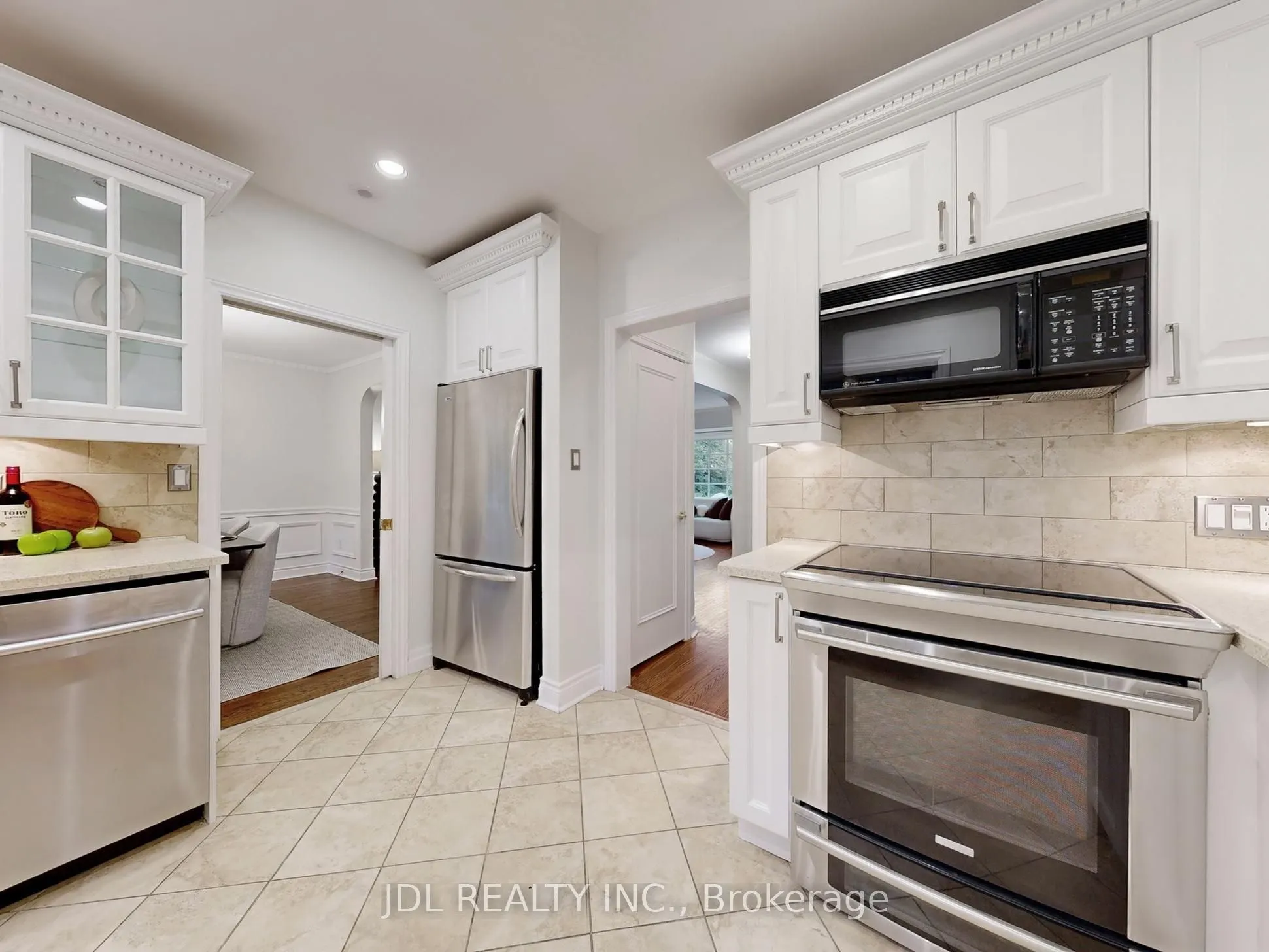 530 Blythwood Road